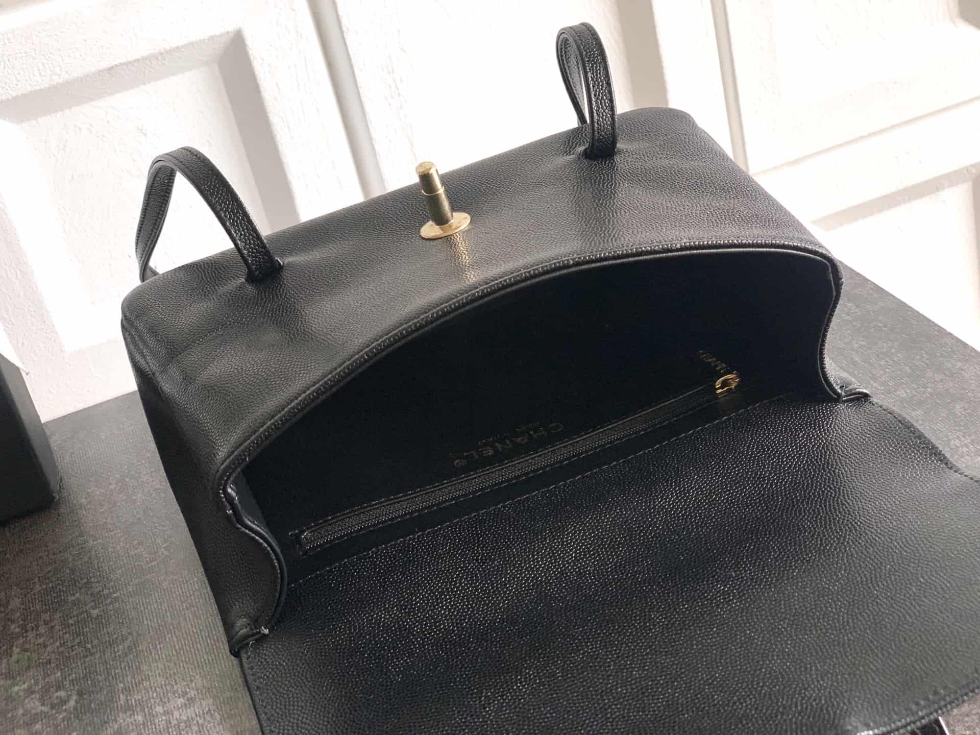 Chanel Clutch with Leather Strap Grained Shiny Calfskin & Gold-Tone Metal Black 5809 High