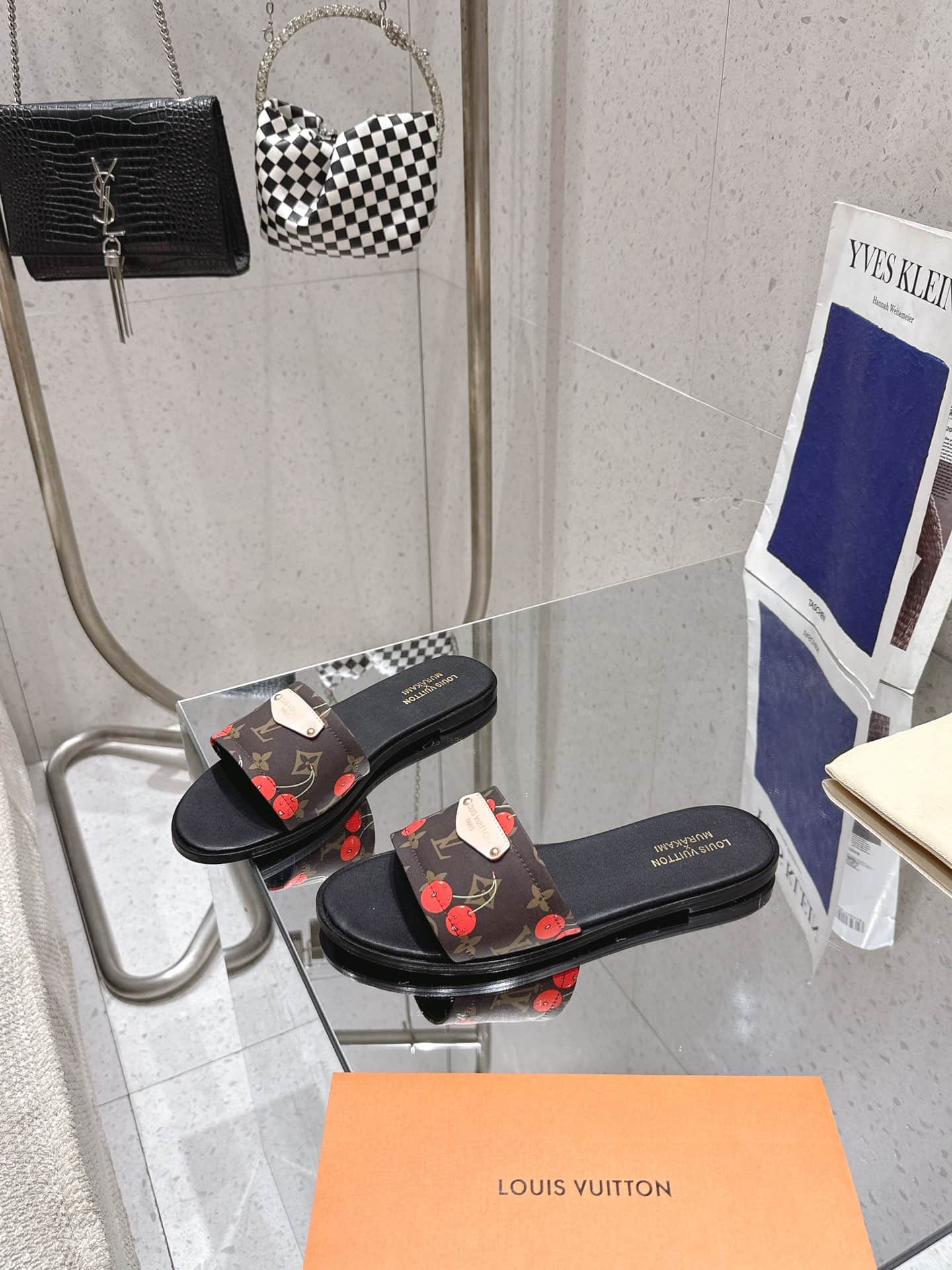 Louis Vuitton Sandal shoes Women