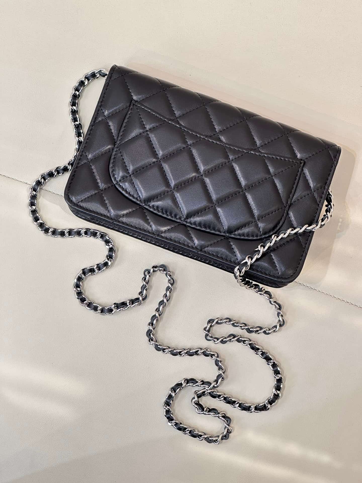 Chanel Classic Wallet on Chain Shiny Lambskin & Silver-Tone Metal AP4241 Black TOP