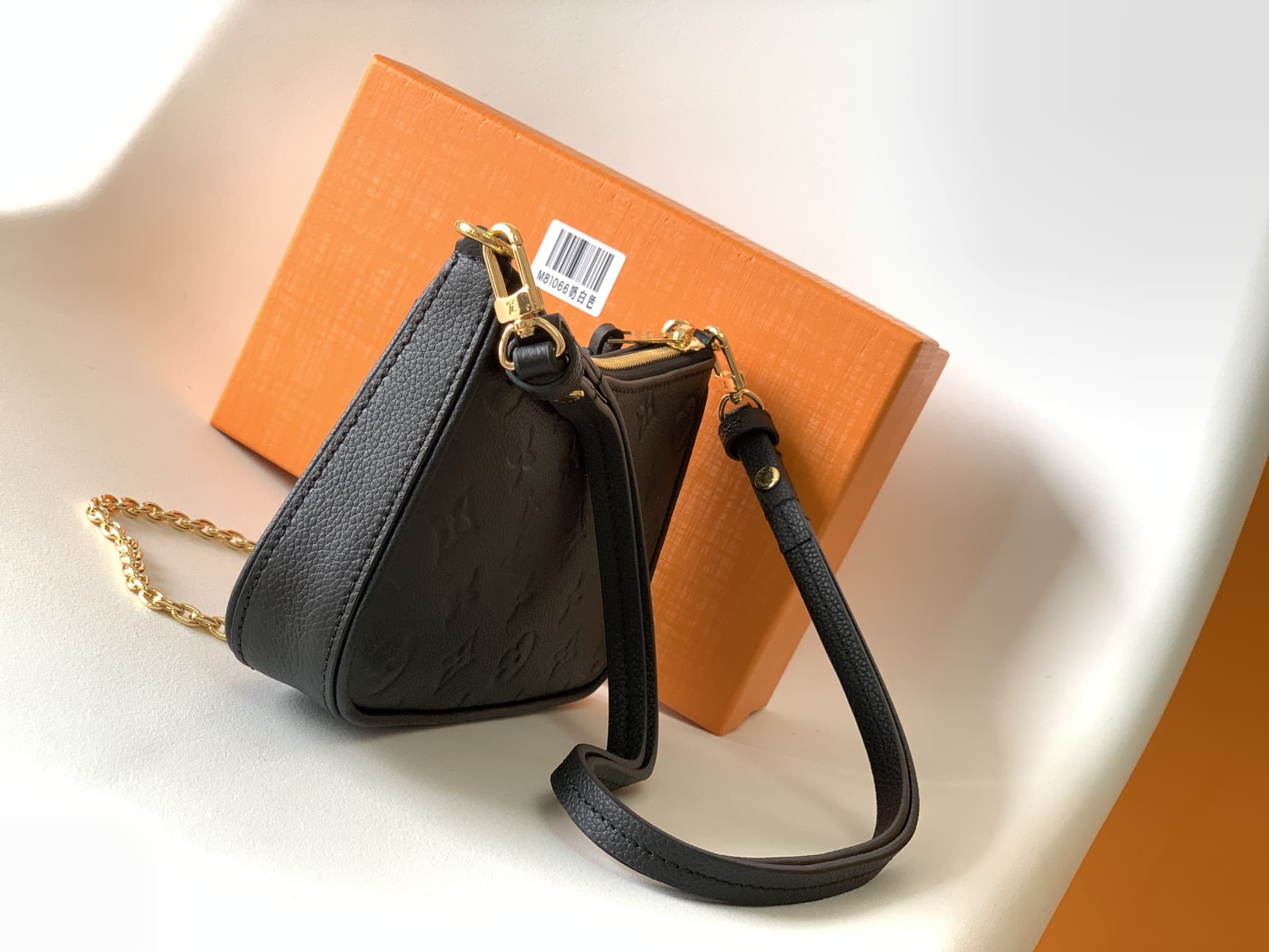 Louis Vuitton EASY POUCH ON STRAP Monogram Empreinte Leather M80349 High