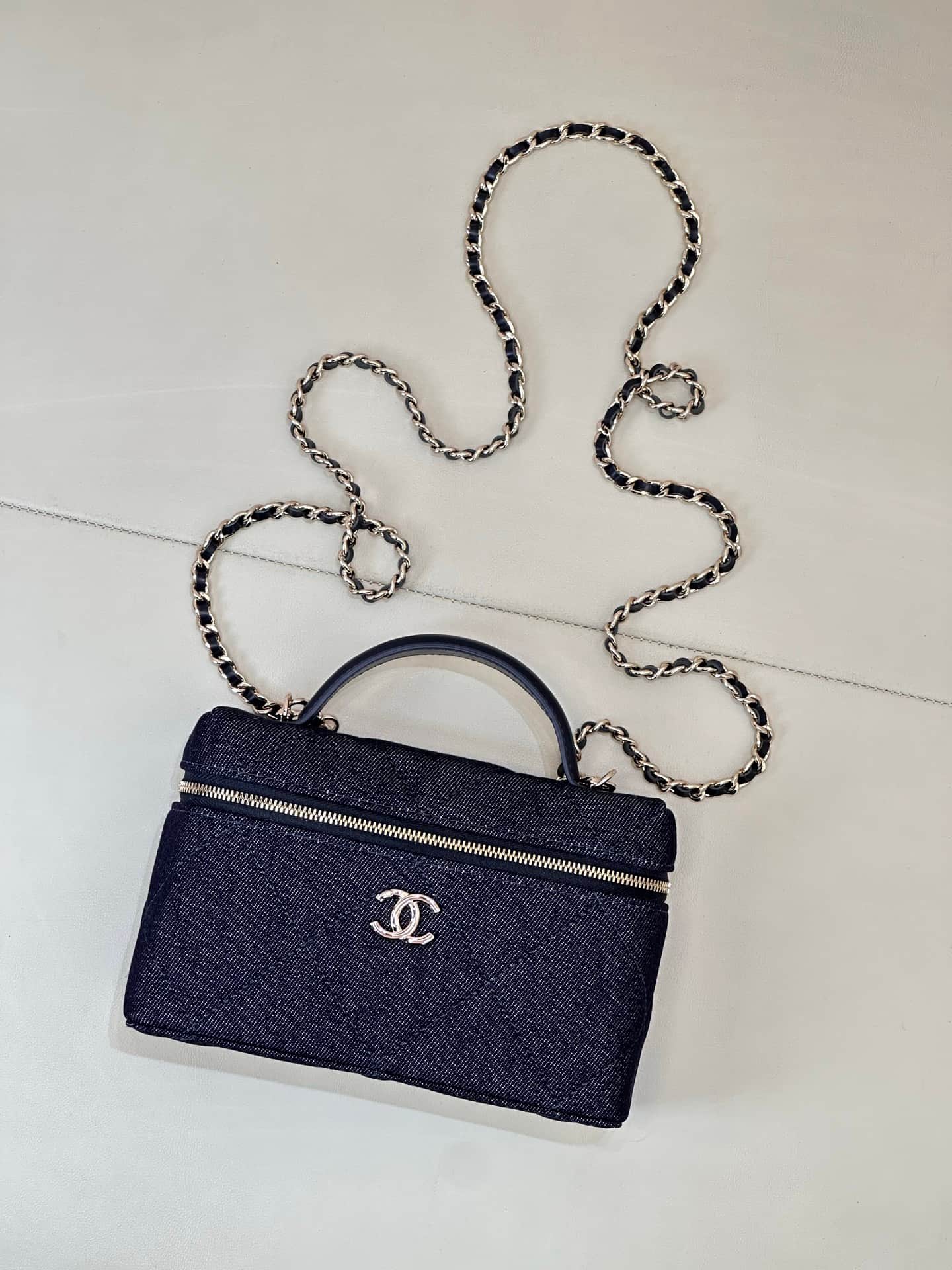 Chanel Vanity with Chain Denim & Gold-Tone Metal Dark Blue  AP4936 TOP
