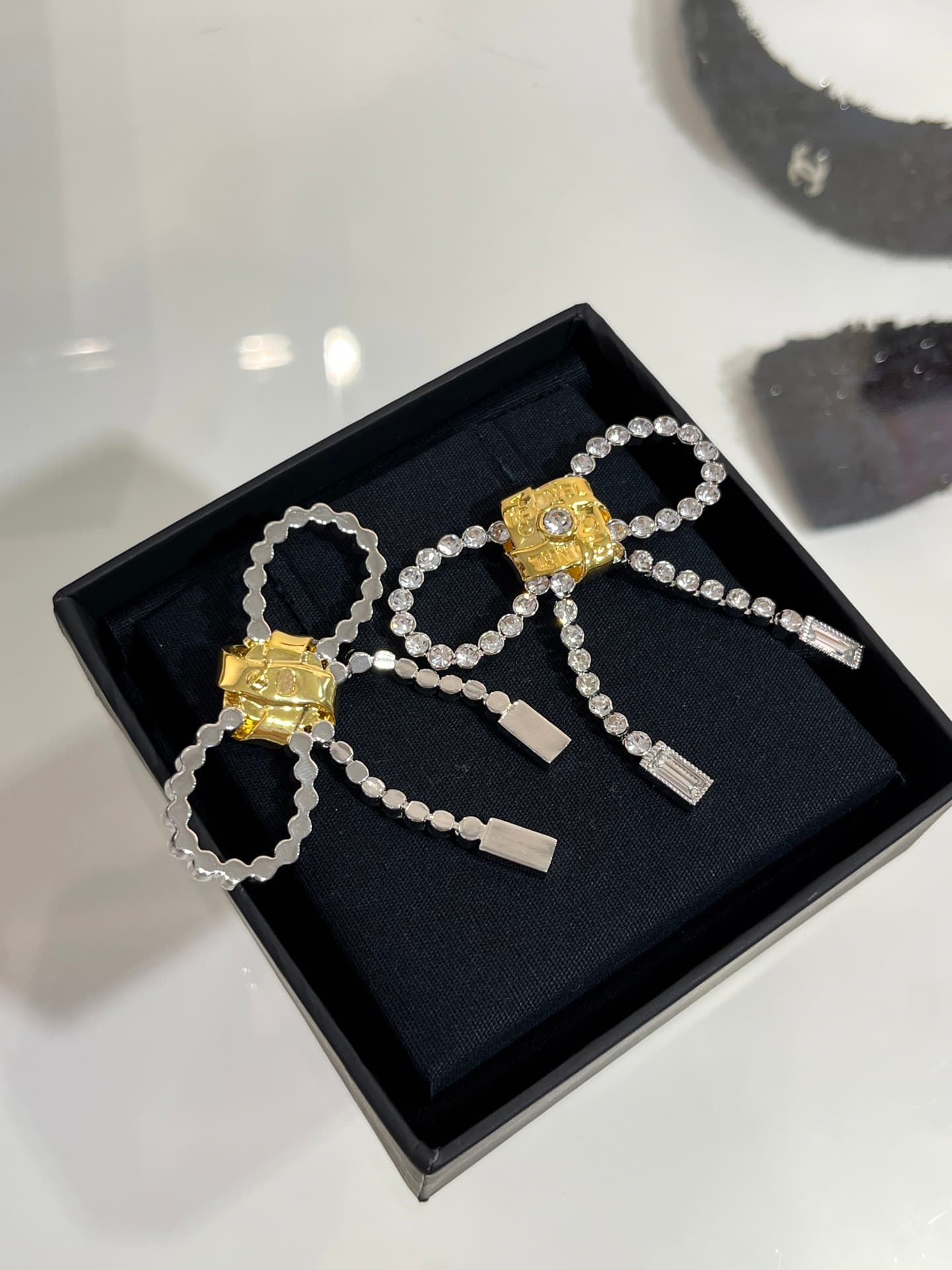 Chanel Ribbon Motif Earrings High