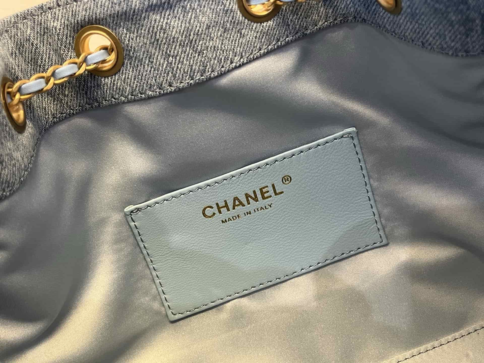 Chanel 25 Small Hobo handbag AS5293 Denim & Gold-tone Metal Blue A