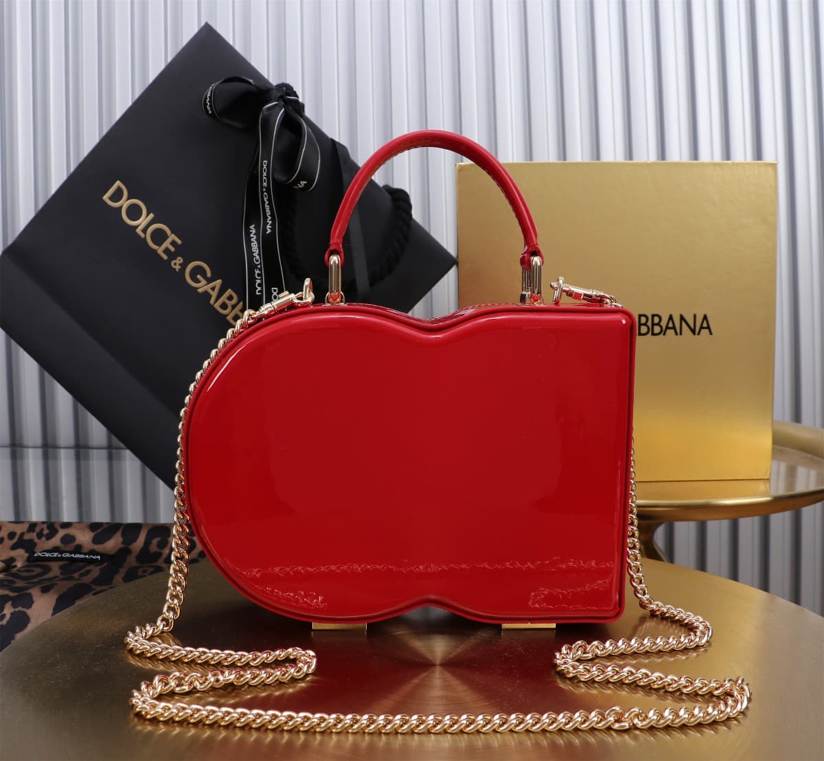 Dolce & Gabbana red patent leather DG Logo handbag high