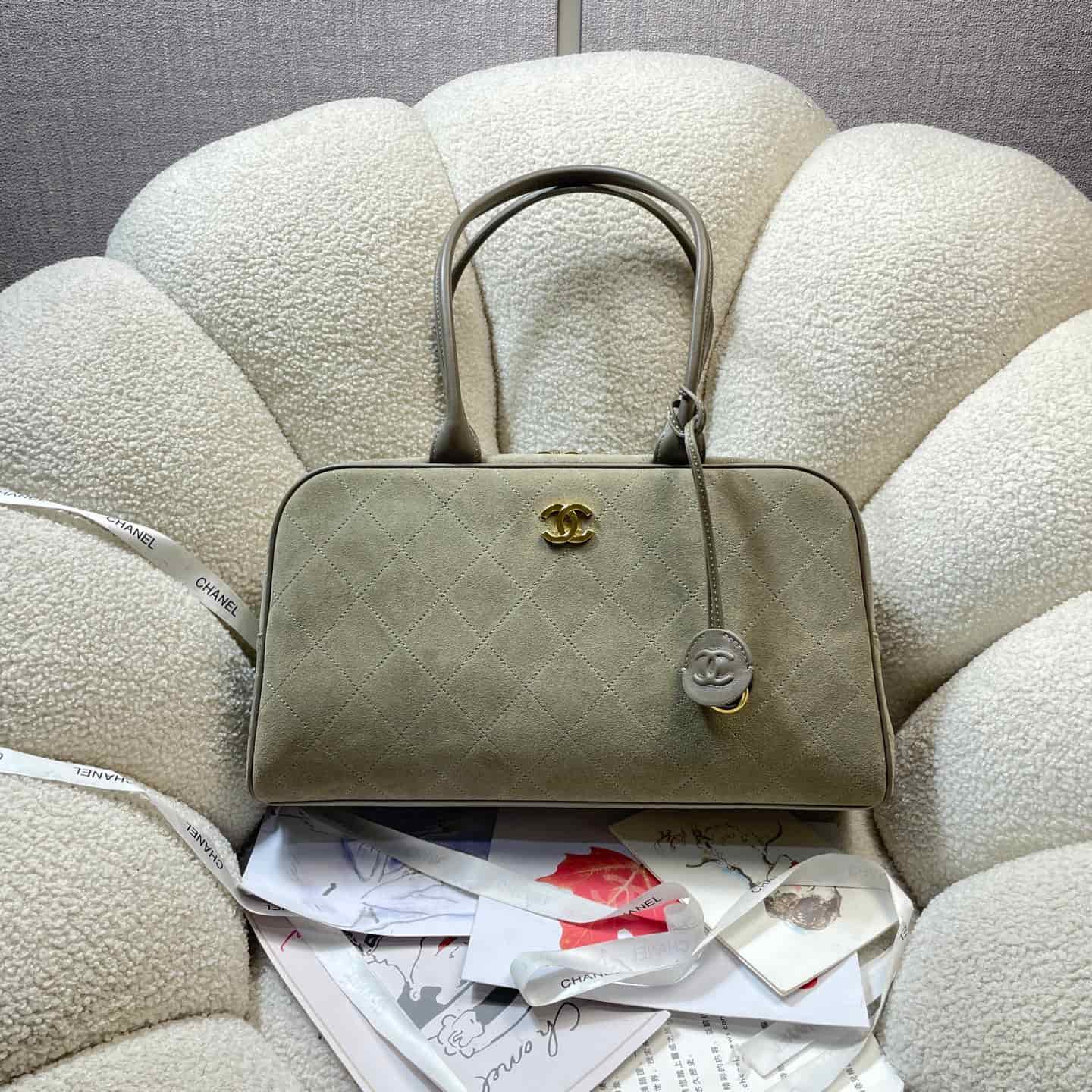 Chanel Maxi bowling bag Suede calfskin & Gold-Tone Metal Khaki AS6211 A