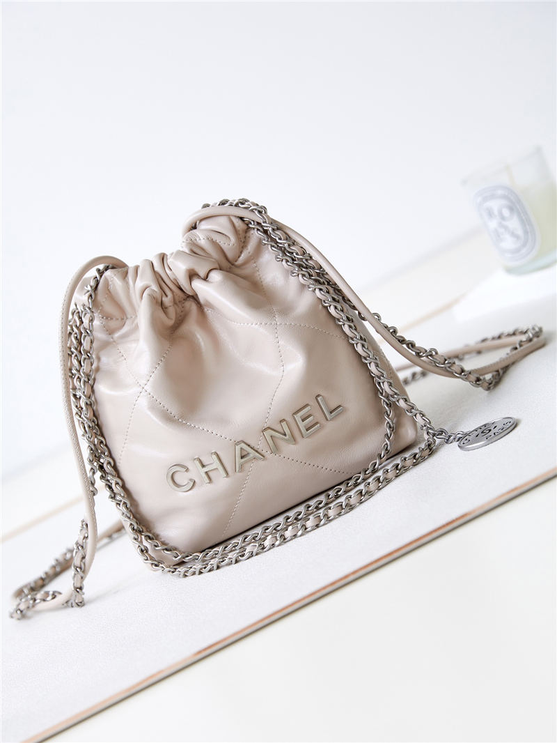 Chanel 22 MINI HANDBAG Shiny Calfskin Nude & Silver-Tone Metal AS3980 A