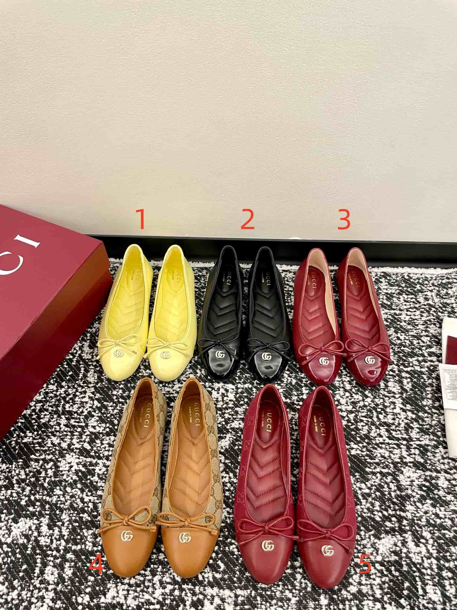 Gucci Ballet flats shoes Women