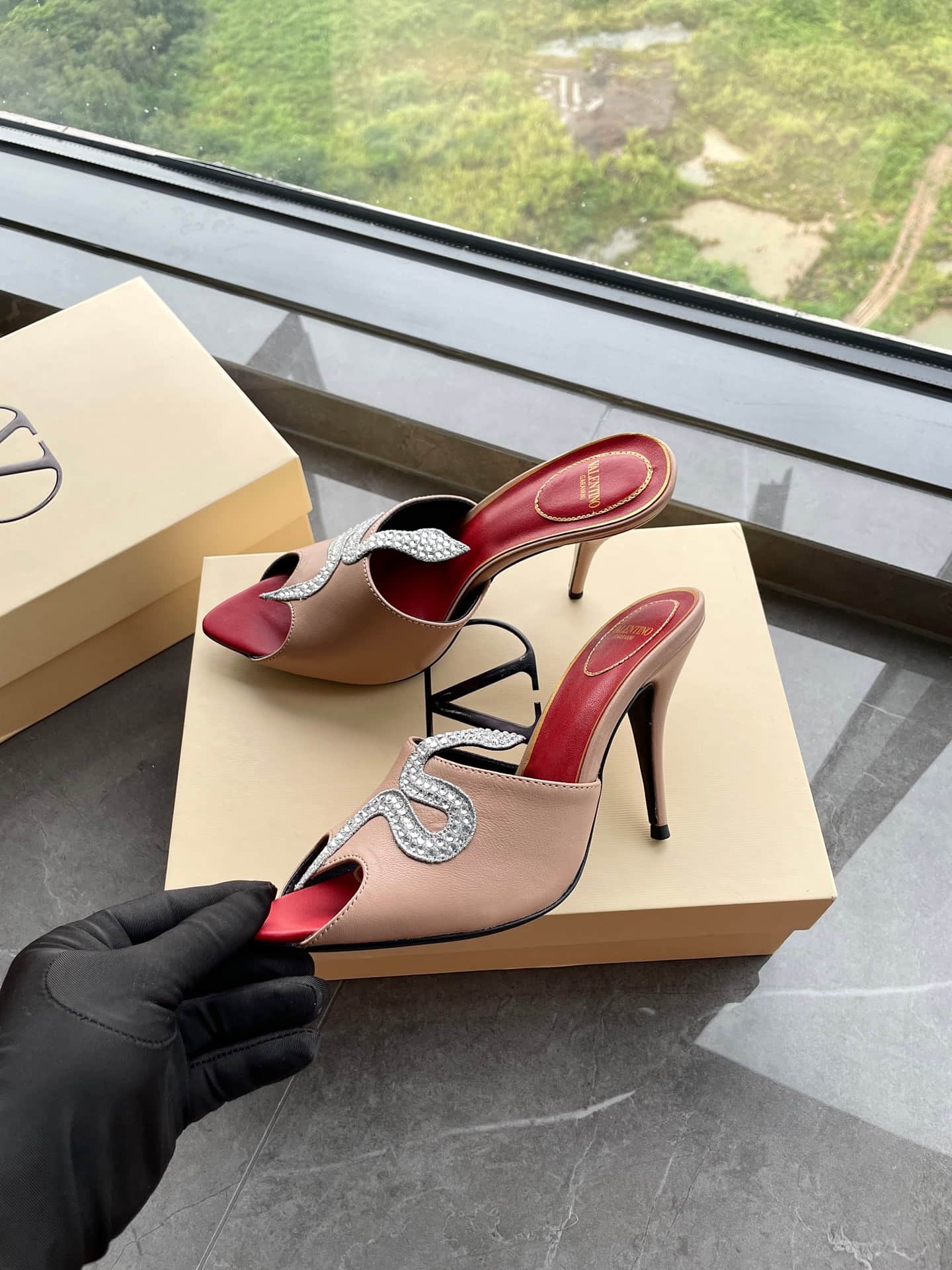 Valentino Garavani Coeur Vipère Mesh Sandals
