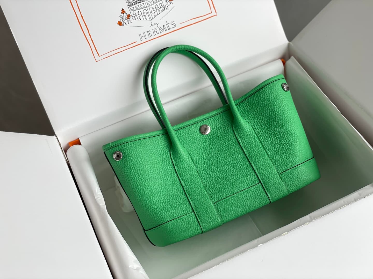 Hermes Garden Party 23 bag in Vert Comics Togo Leather WAX High