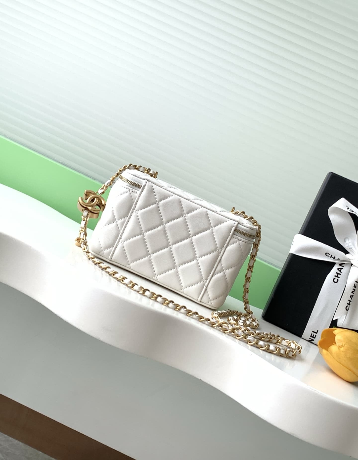 Chanel Vanity with Chain AP3940 Lambskin & Gold Metal White A