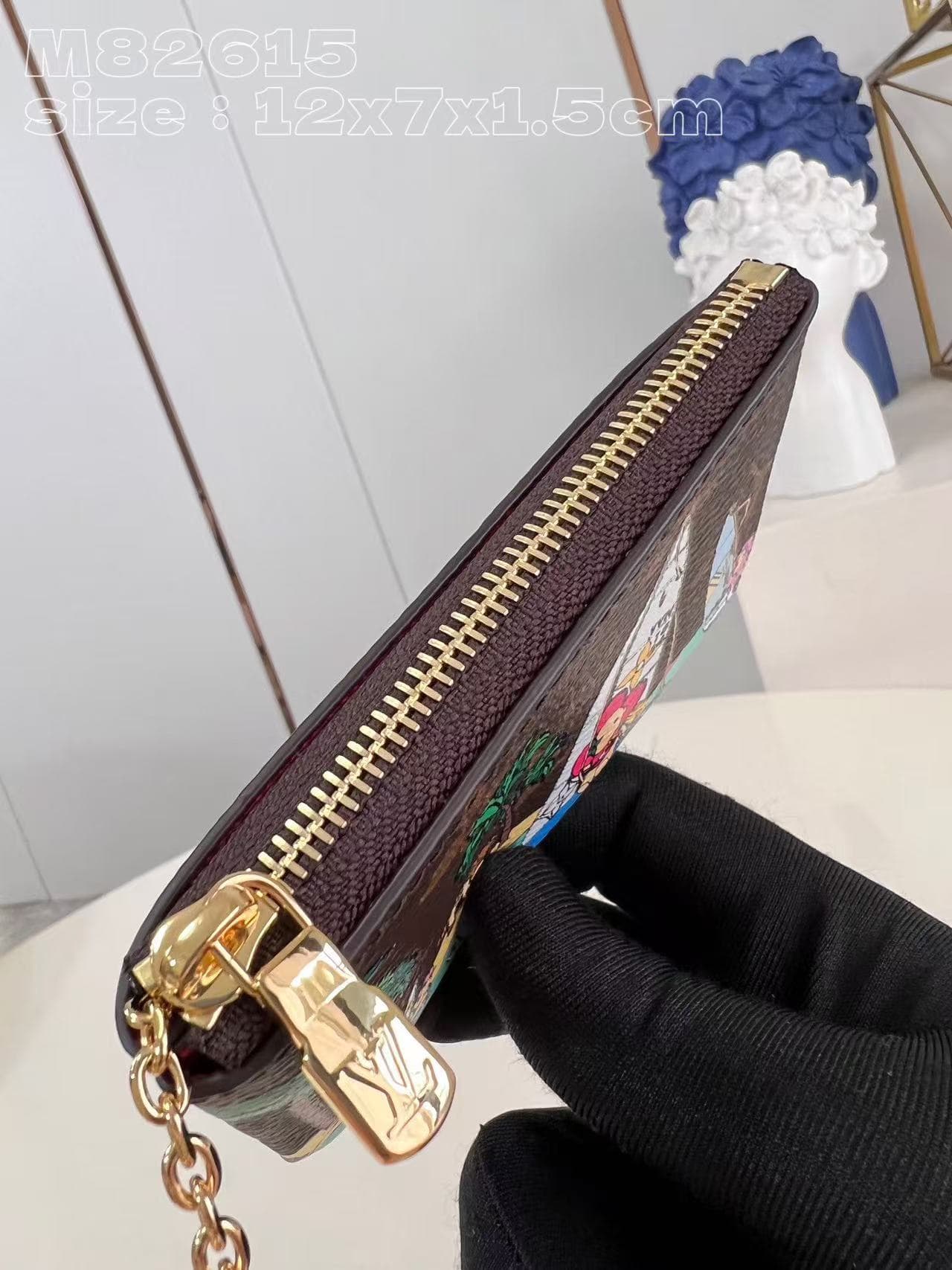 Louis Vuitton Key Pouch Vivienne Monogram Canvas M82615 High