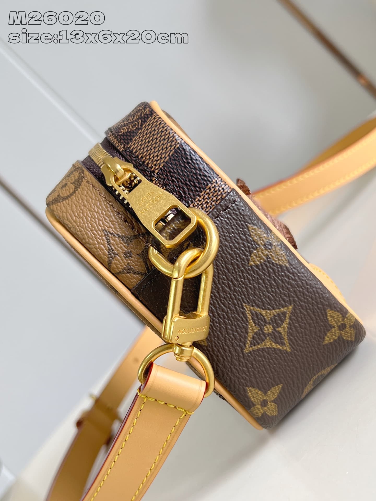 Louis Vuitton Trocadéro Wearable Wallet M26020 Brown High