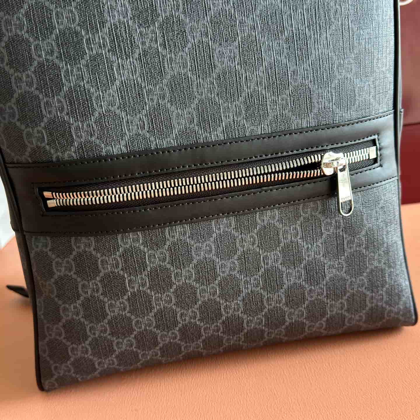 Gucci GG Supreme backpack 771158 High