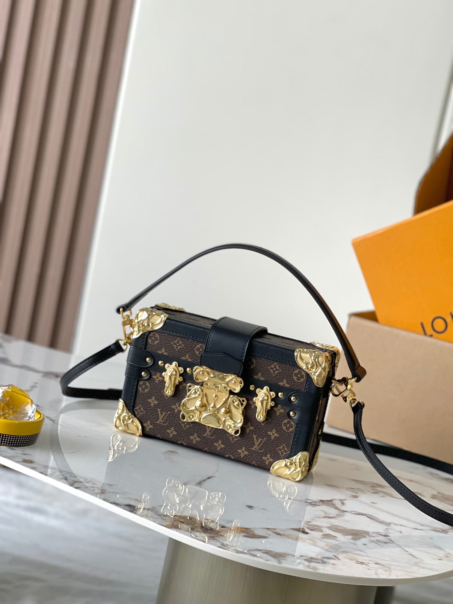 Louis Vuitton Petite Malle Monogram canvas M13738 TOP
