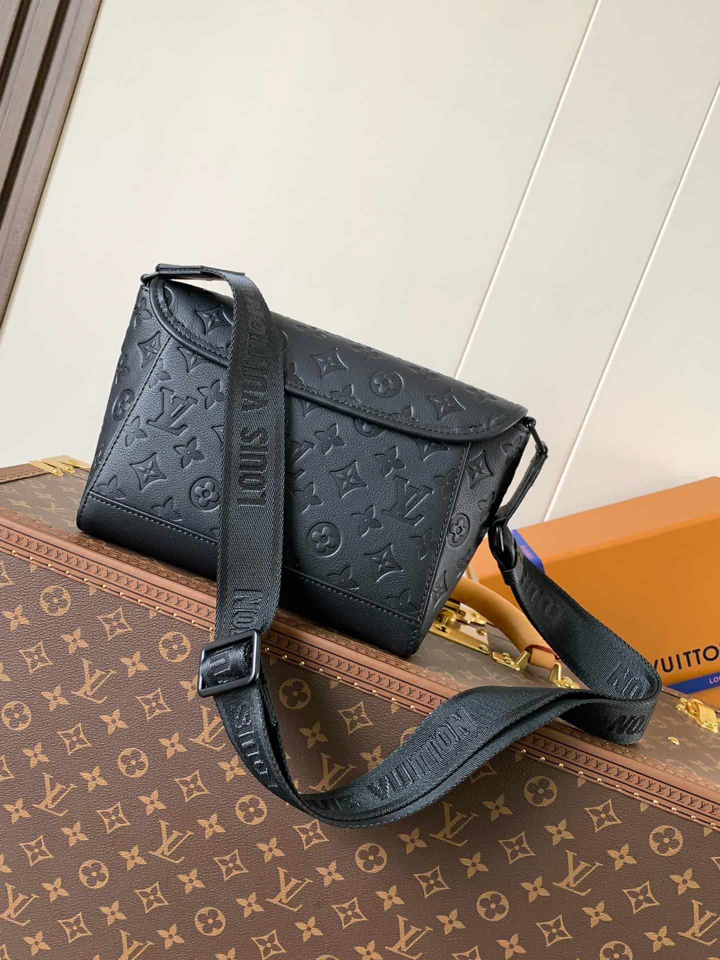 Louis Vuitton Pulse Messenger Black Monogram Shadow embossed calf leather M14874 High