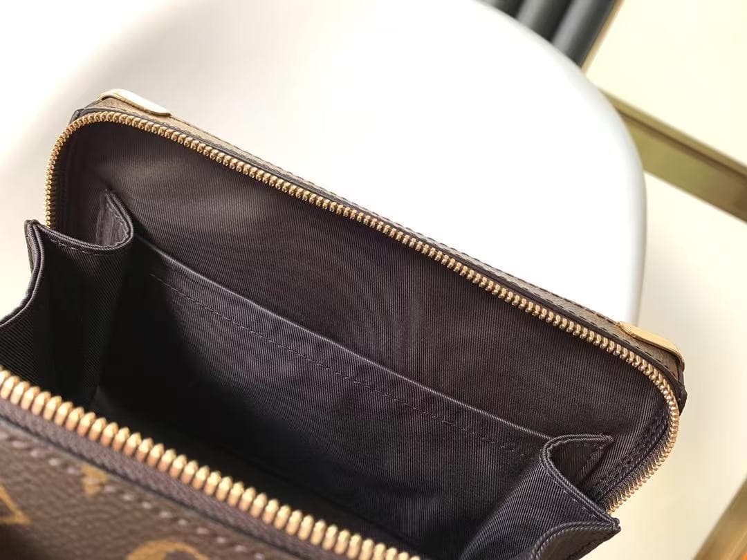 Louis Vuitton LVXNBA HANDLE TRUNK Monogram coated canvas M45785 High