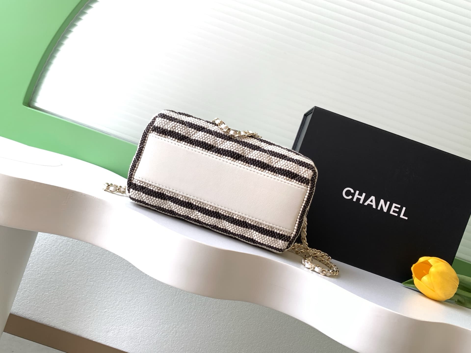 Chanel Clutch with Chain Printed Fabric & Gold-Tone Metal Beige & Light Black AP4986 A