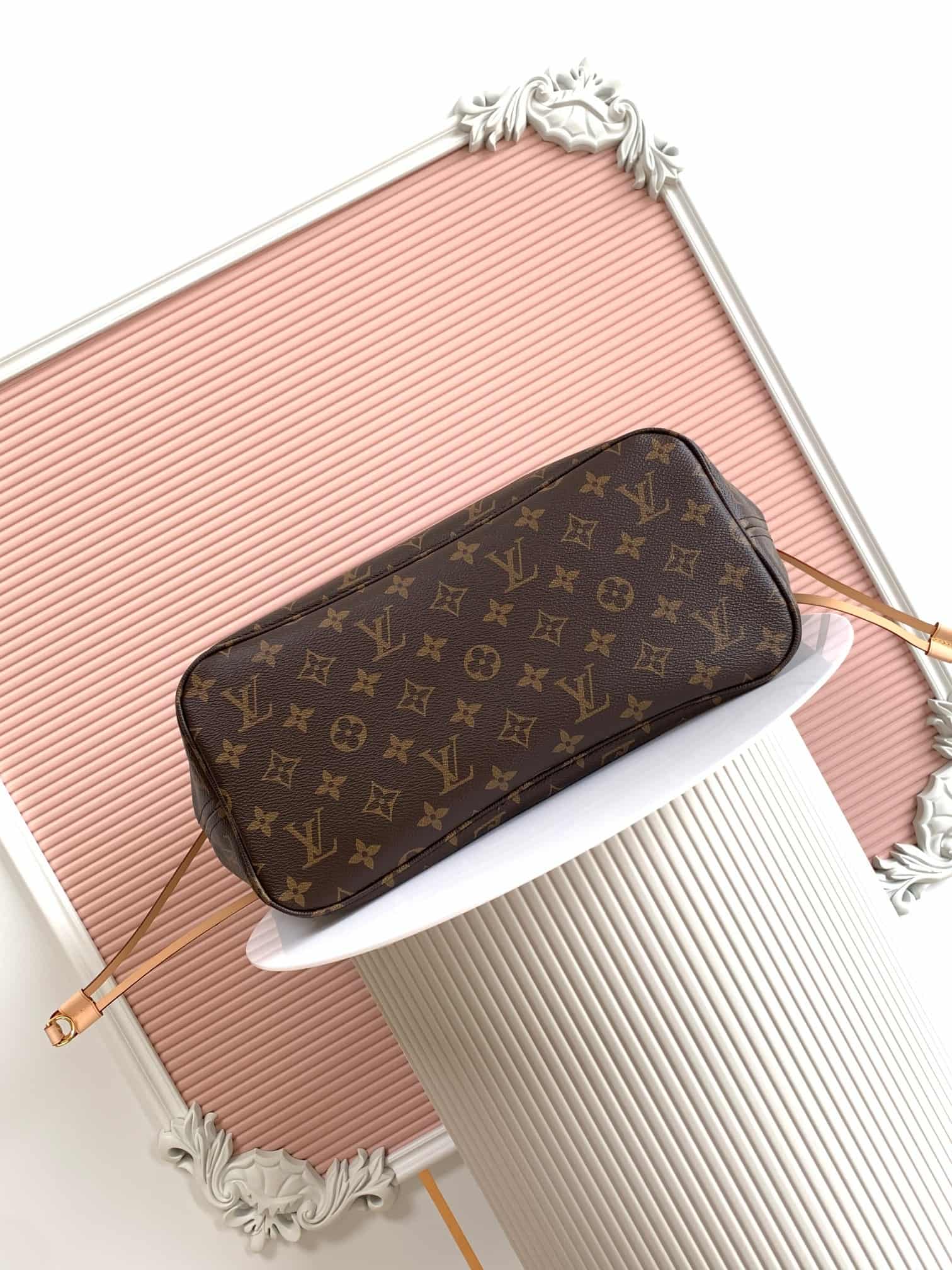 Louis Vuitton Neverfull MM Monogram coated canvas M46975 Beige High
