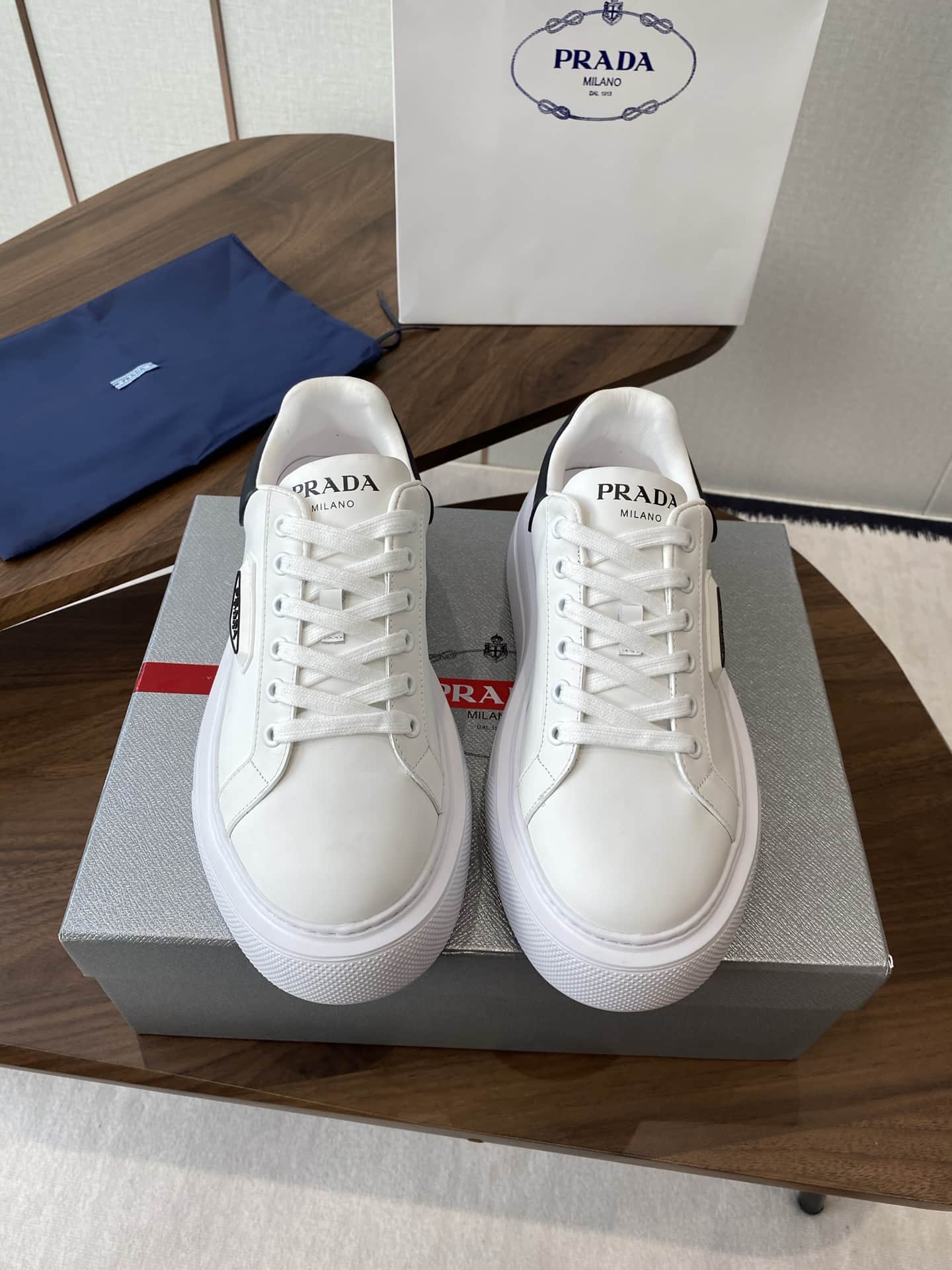 Prada Sneaker Shoes Men Women