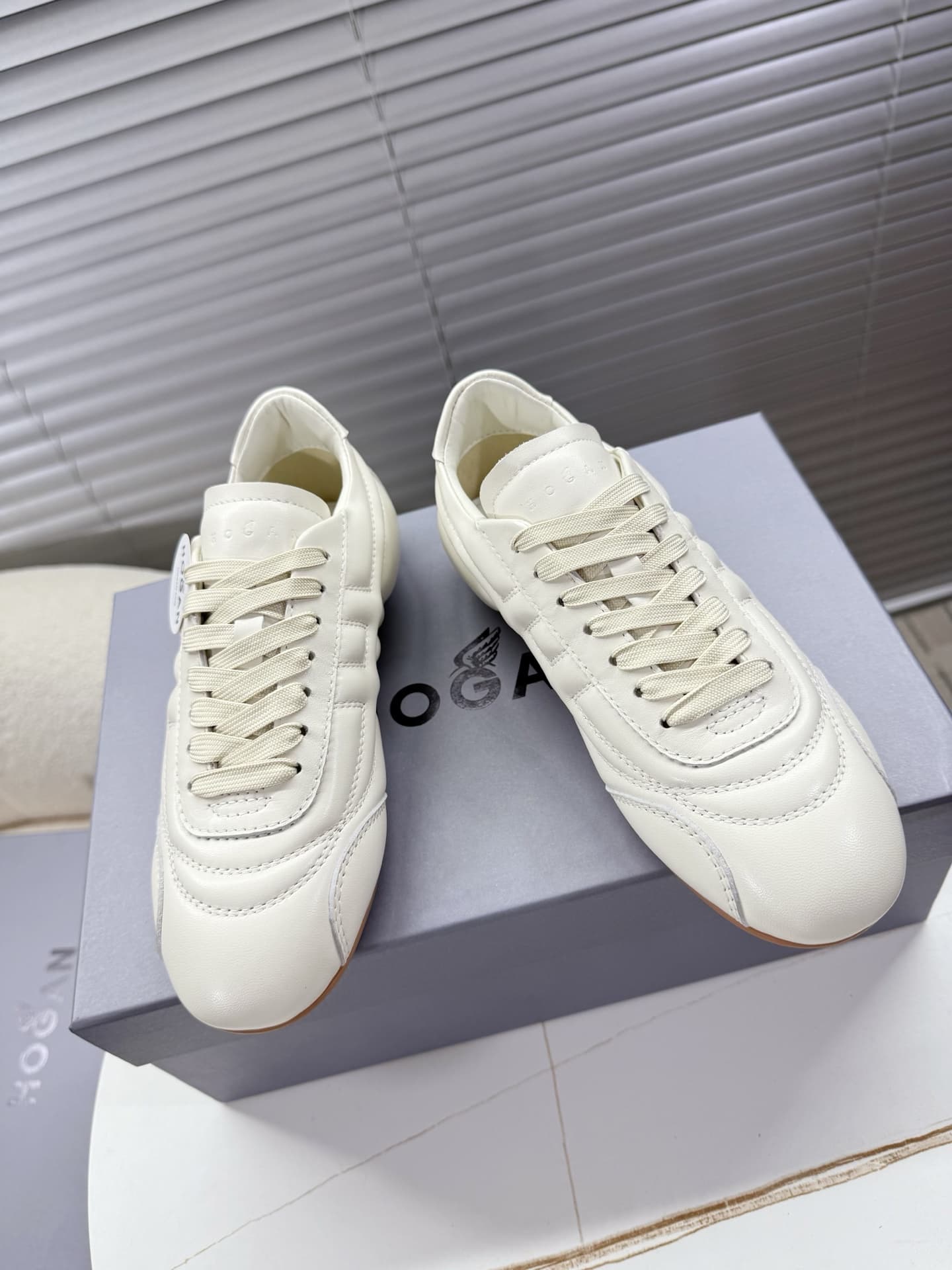 Hogan Sneaker shoes Men Women