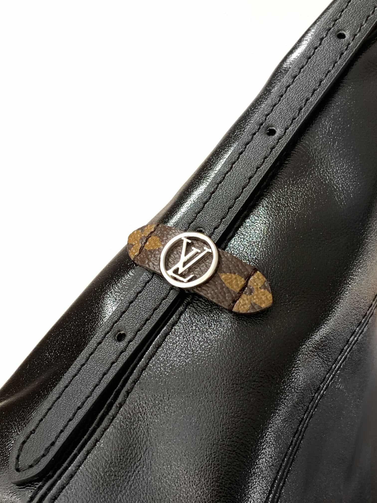 Louis Vuitton CarryAll East West LV Vibe Black M28160 High