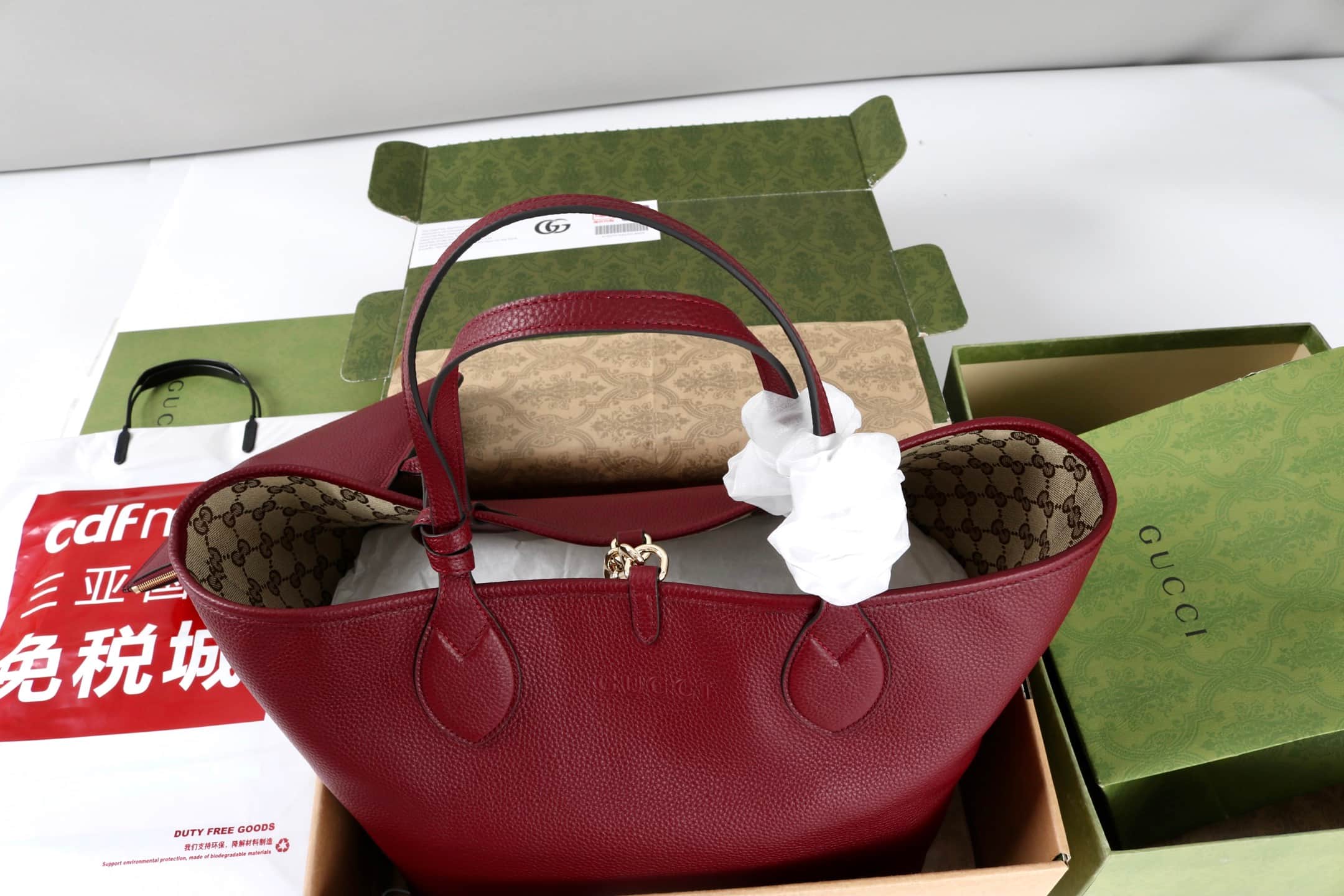 Gucci Totissima large reversible tote bag 839112 Red leather High