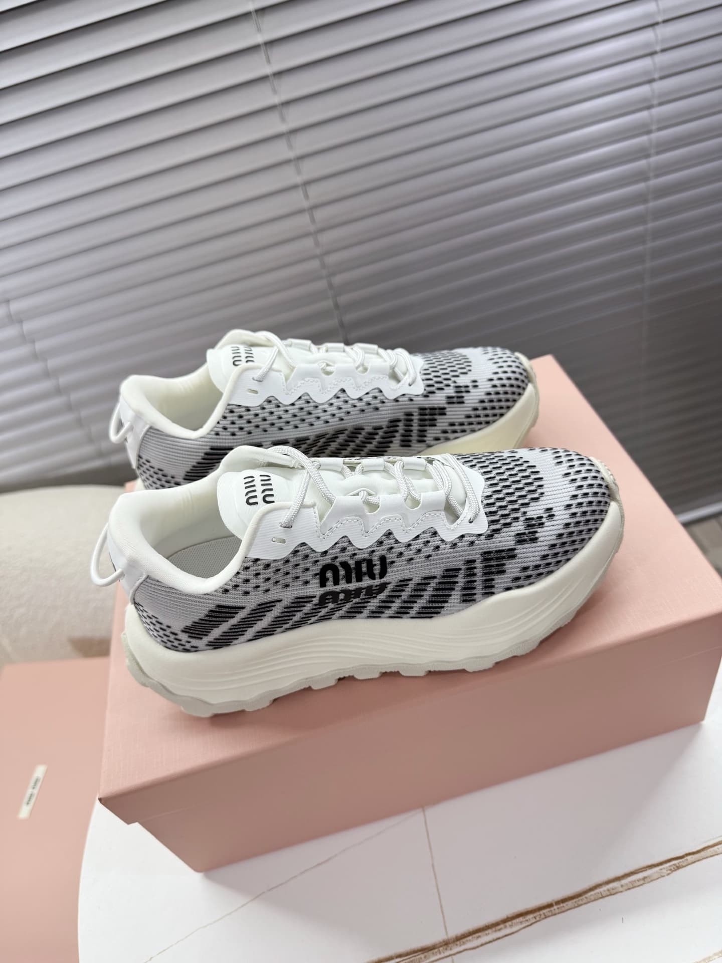 Miu Miu Sneaker shoes Men Women