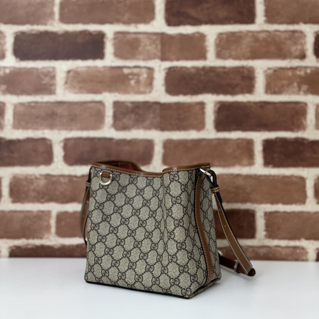 Gucci GG Emblem small bucket bag 815118 High