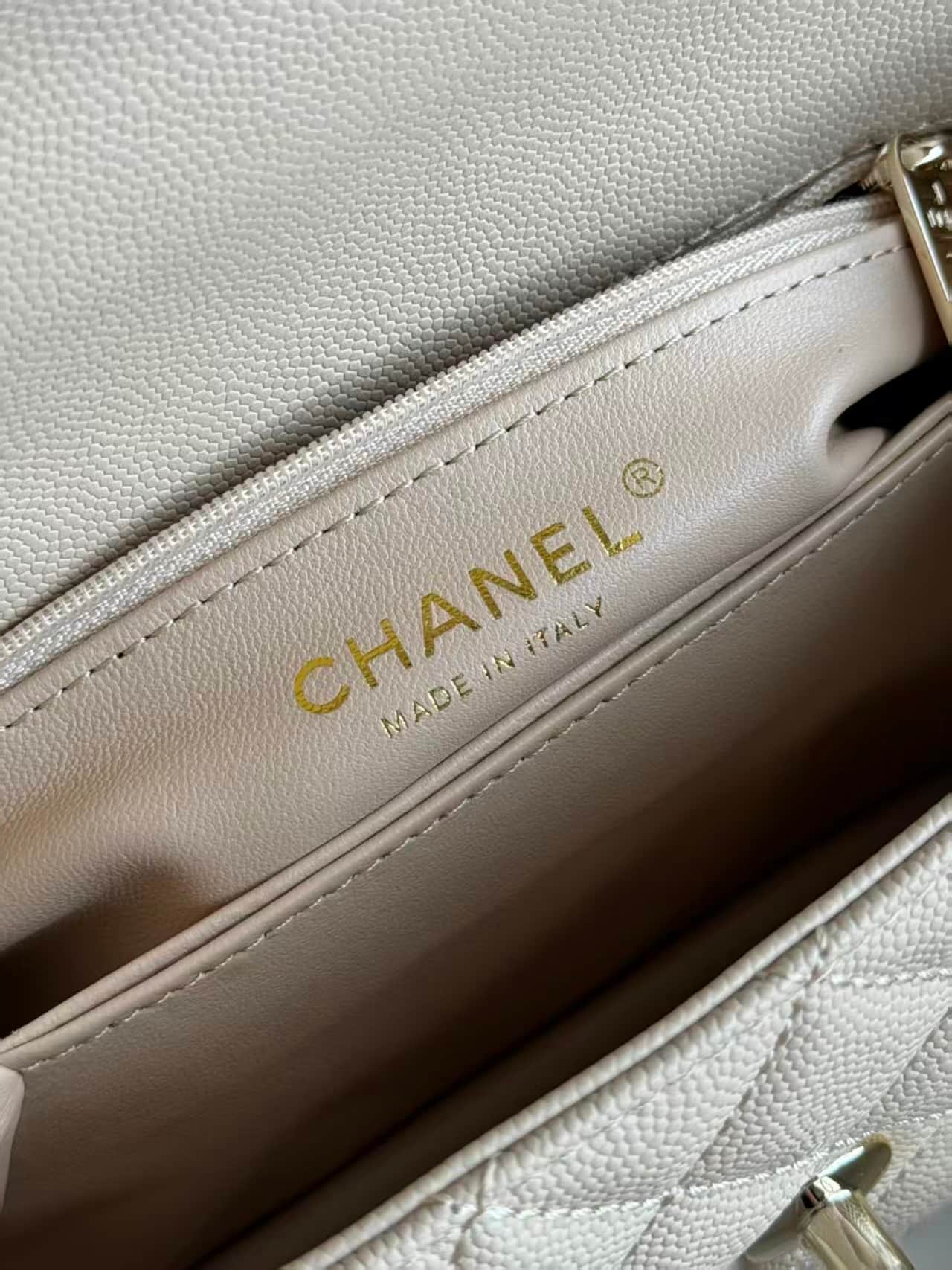 FLAP BAG WITH TOP HANDLE Grained Calfskin & Gold-Tone Metal A92990 Beige TOP