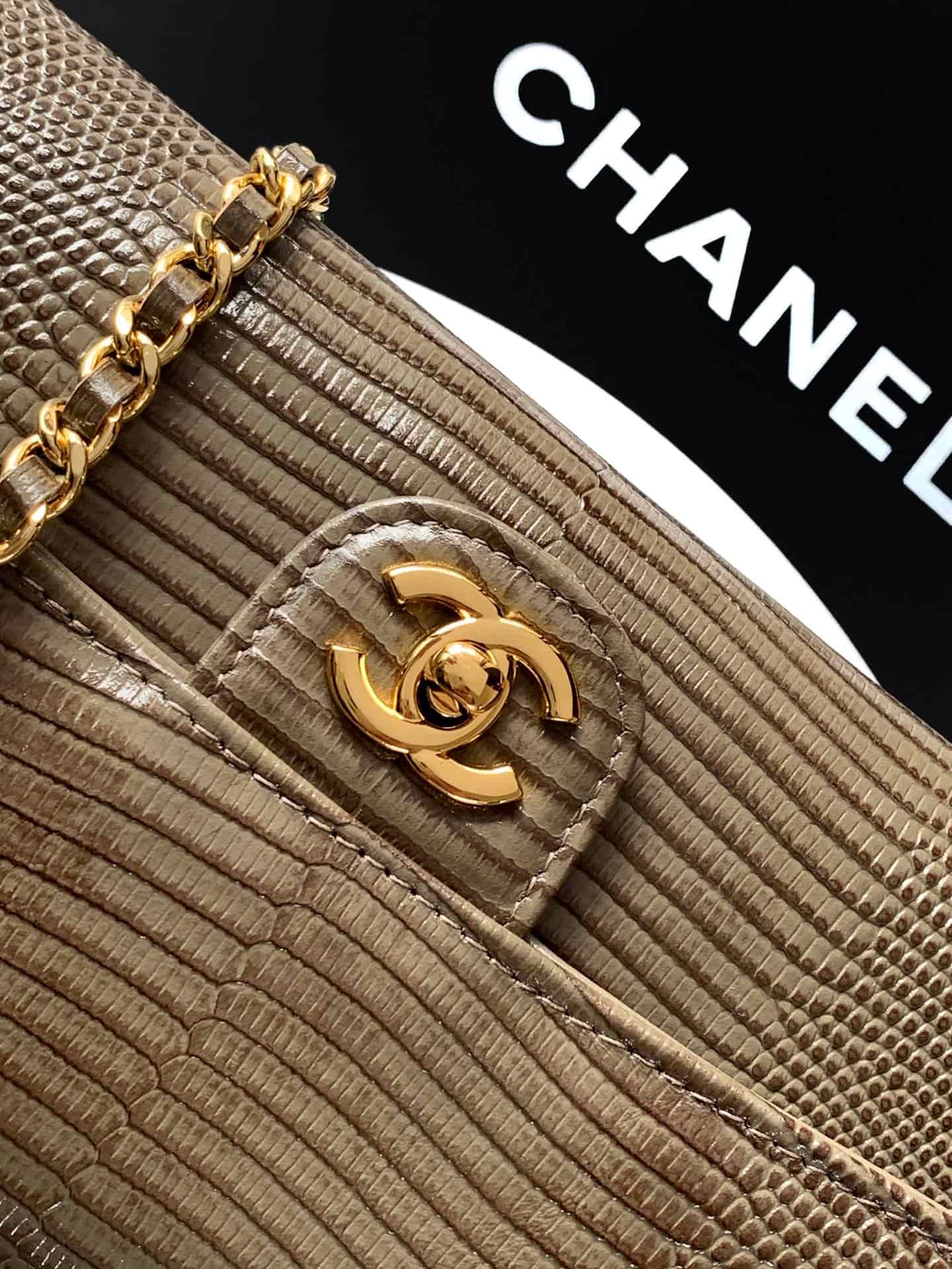Chanel Clutch with chain Lizard Embossed Calfskin & Gold-Tone Metal Dark Khaki AP5280 A