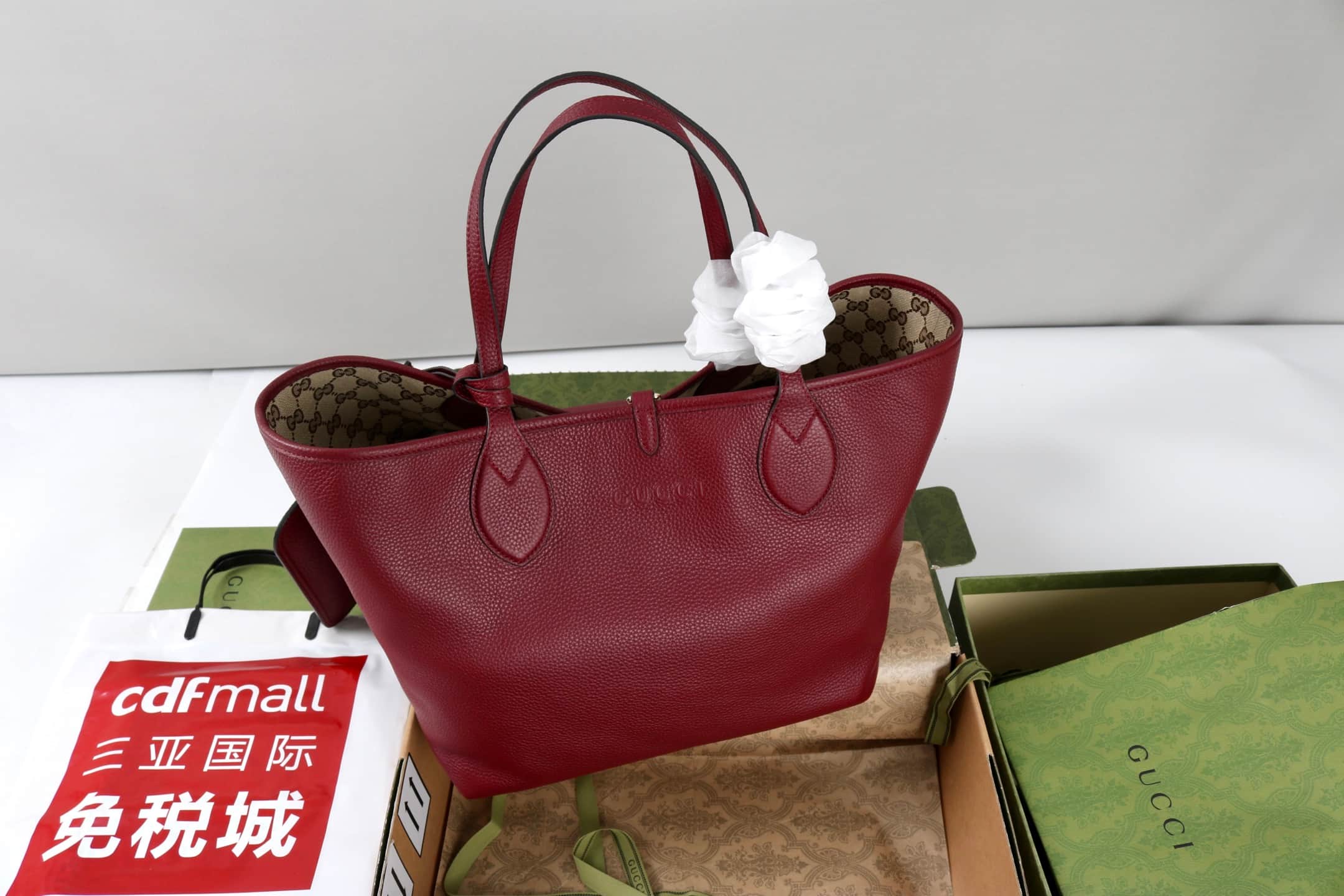Gucci Totissima large reversible tote bag 839112 Red leather High