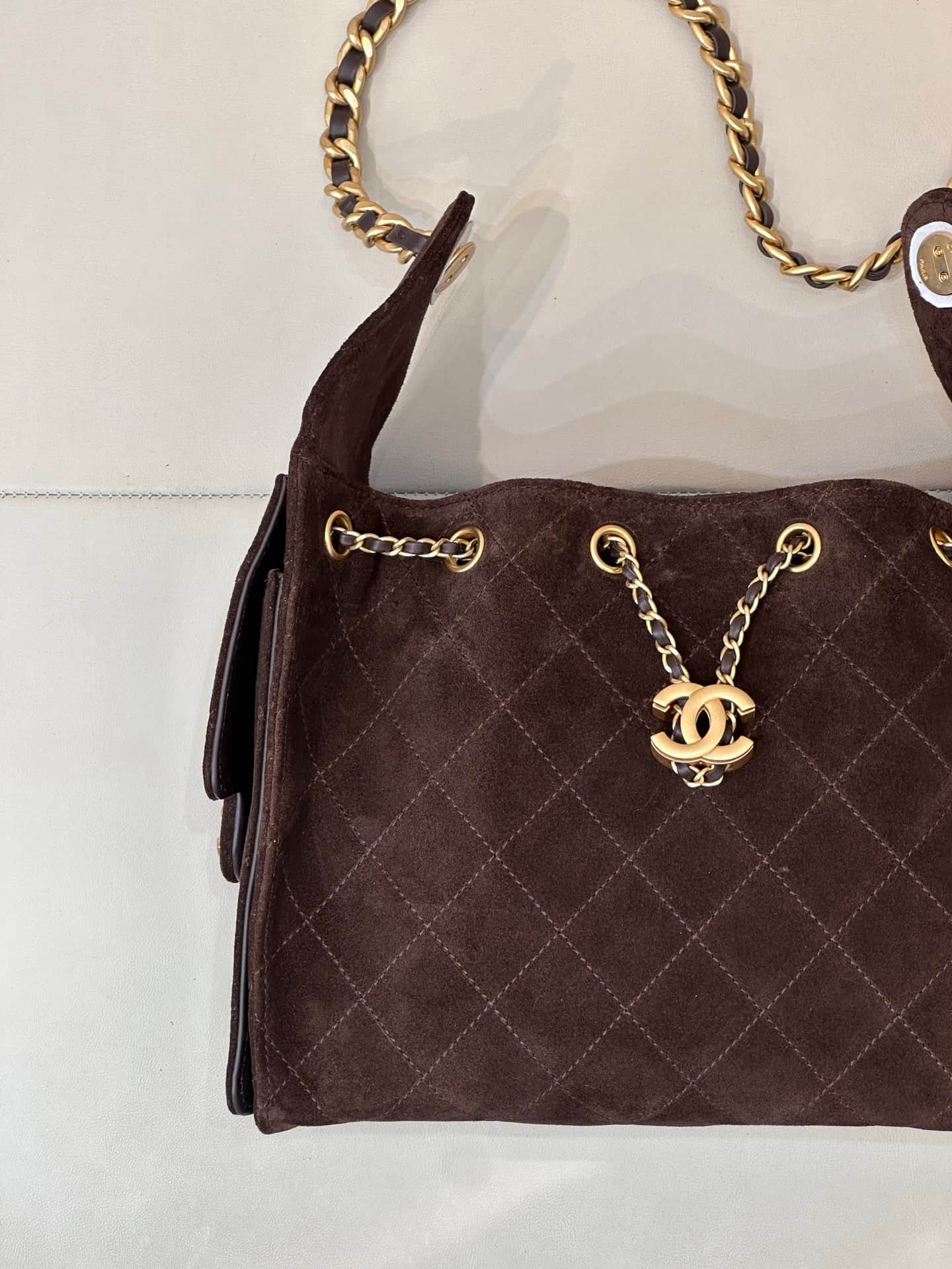 Chanel 25 Small Hobo handbag AS5293 Suede &Gold-tone Metal Coffee TOP