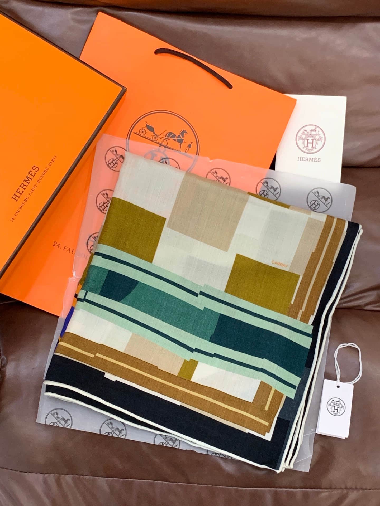 Hermes Camails Carreaux scarf