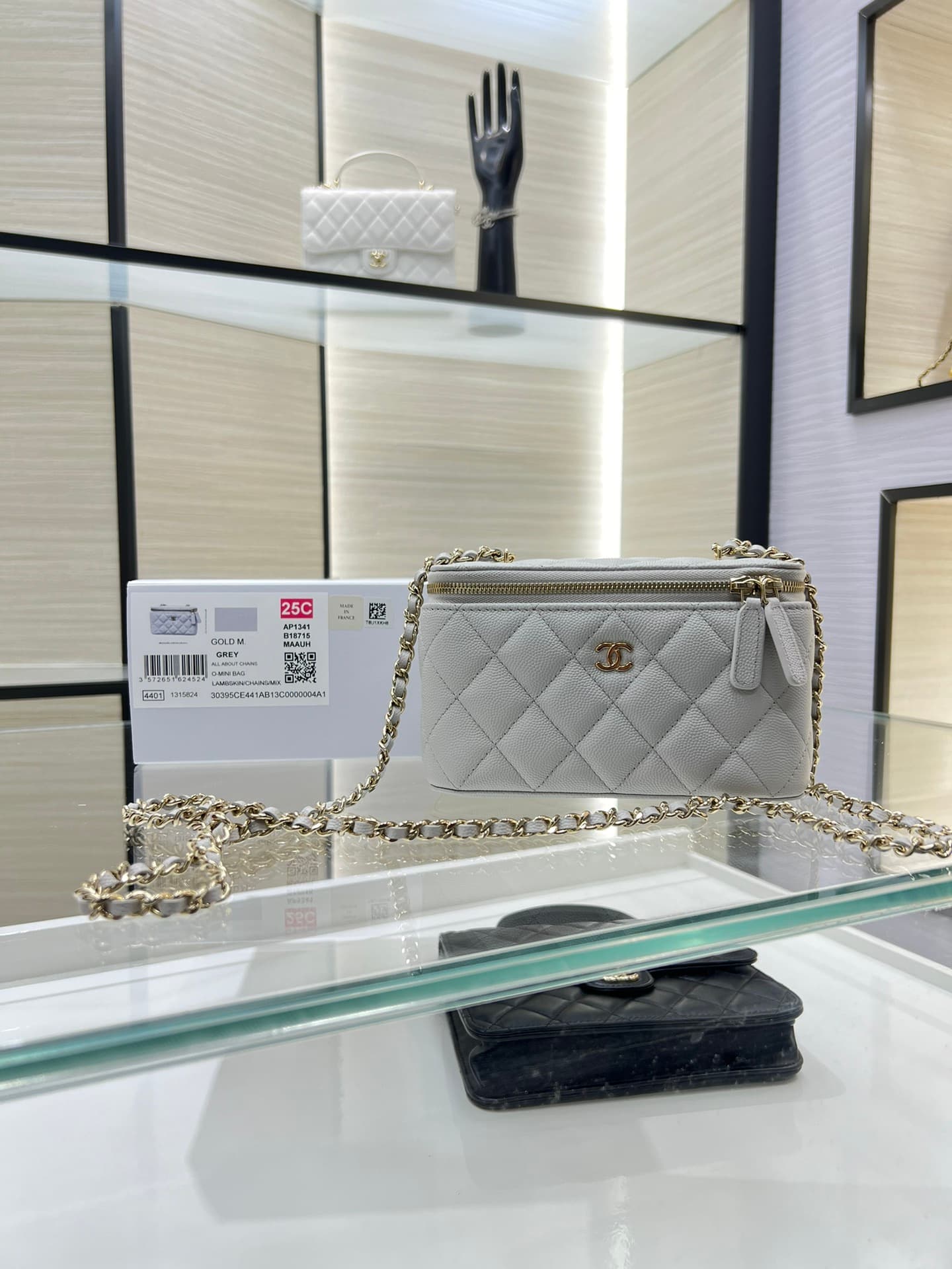 Chanel Classic Long Vanity with Chain Grained Calfskin & Gold-Tone Metal White AP1341 High