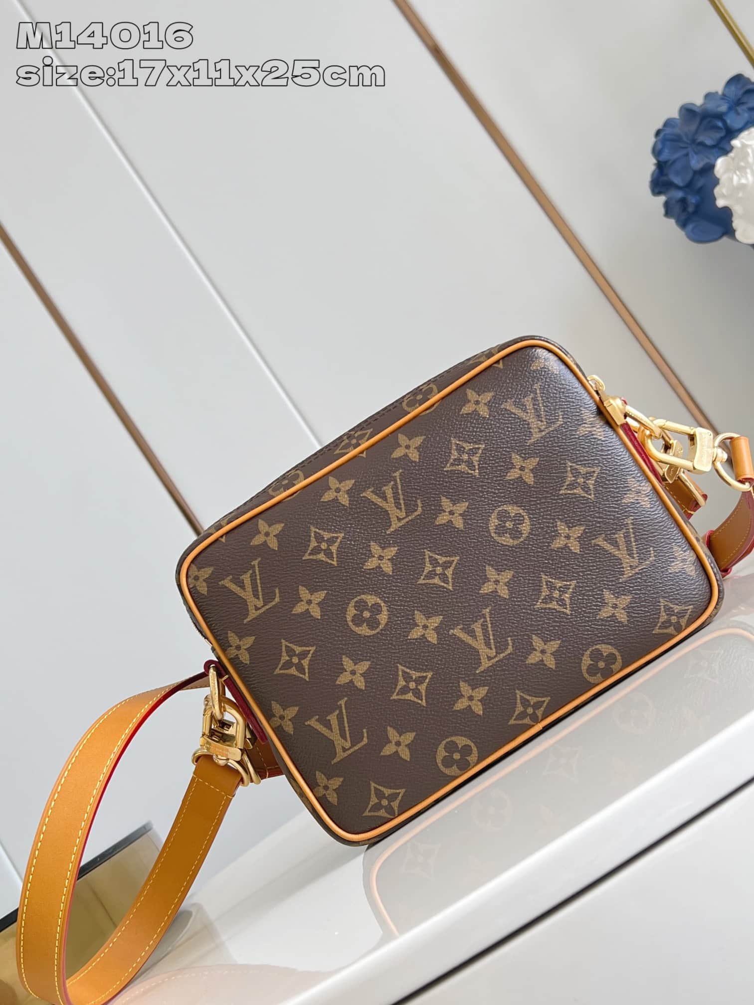 Louis Vuitton Nil MONOGRAM ARCHIVE M14016 High