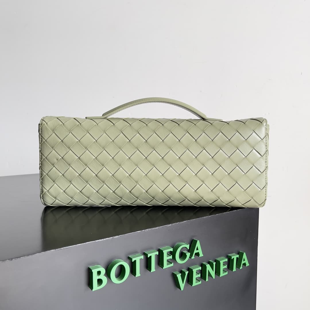 BV Long Clutch Andiamo With Handle Lambskin TOP