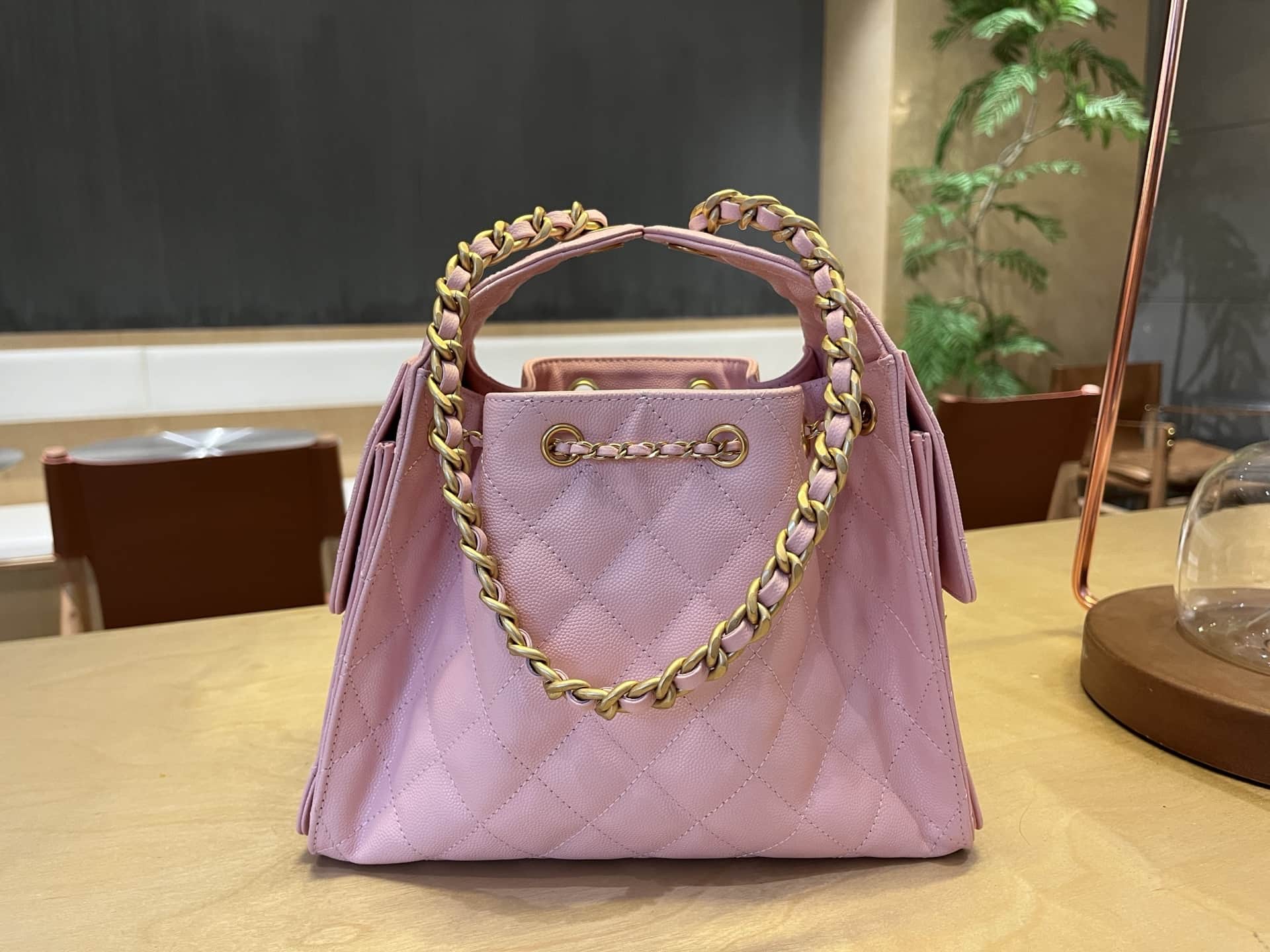 Chanel 25 Small Hobo handbag AS5293 Grained Calfskin & Gold-tone Metal Pink A
