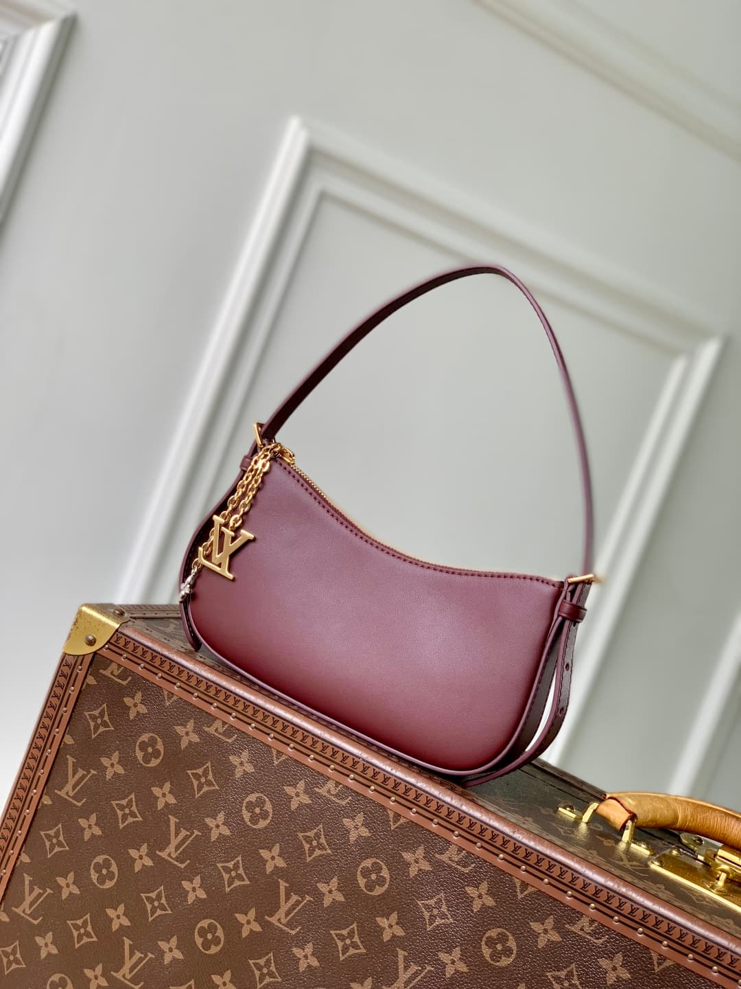 Louis Vuitton Pochette LV Bloom M25525 Calfskin leather Grenat Red High