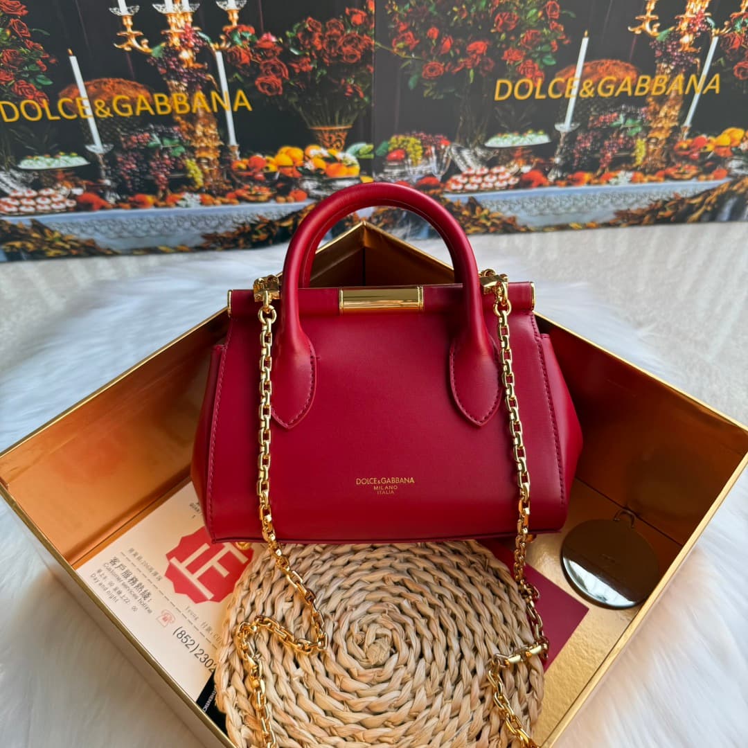 Dolce & Gabbana Mini Marlene Day leather tote bag red High