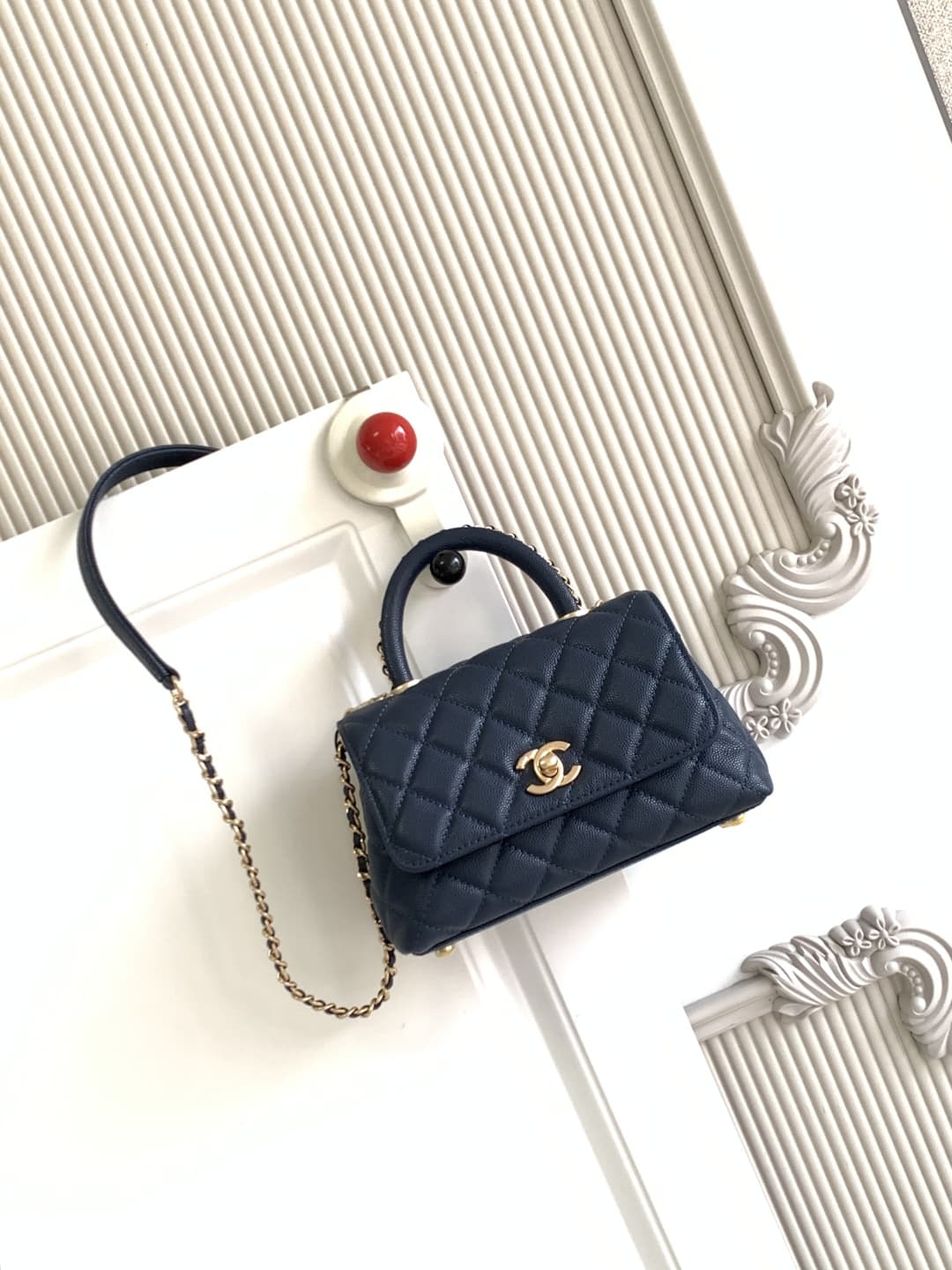 MINI FLAP BAG WITH TOP HANDLE AS2215 Grained Calfskin & Gold Metal Navy A