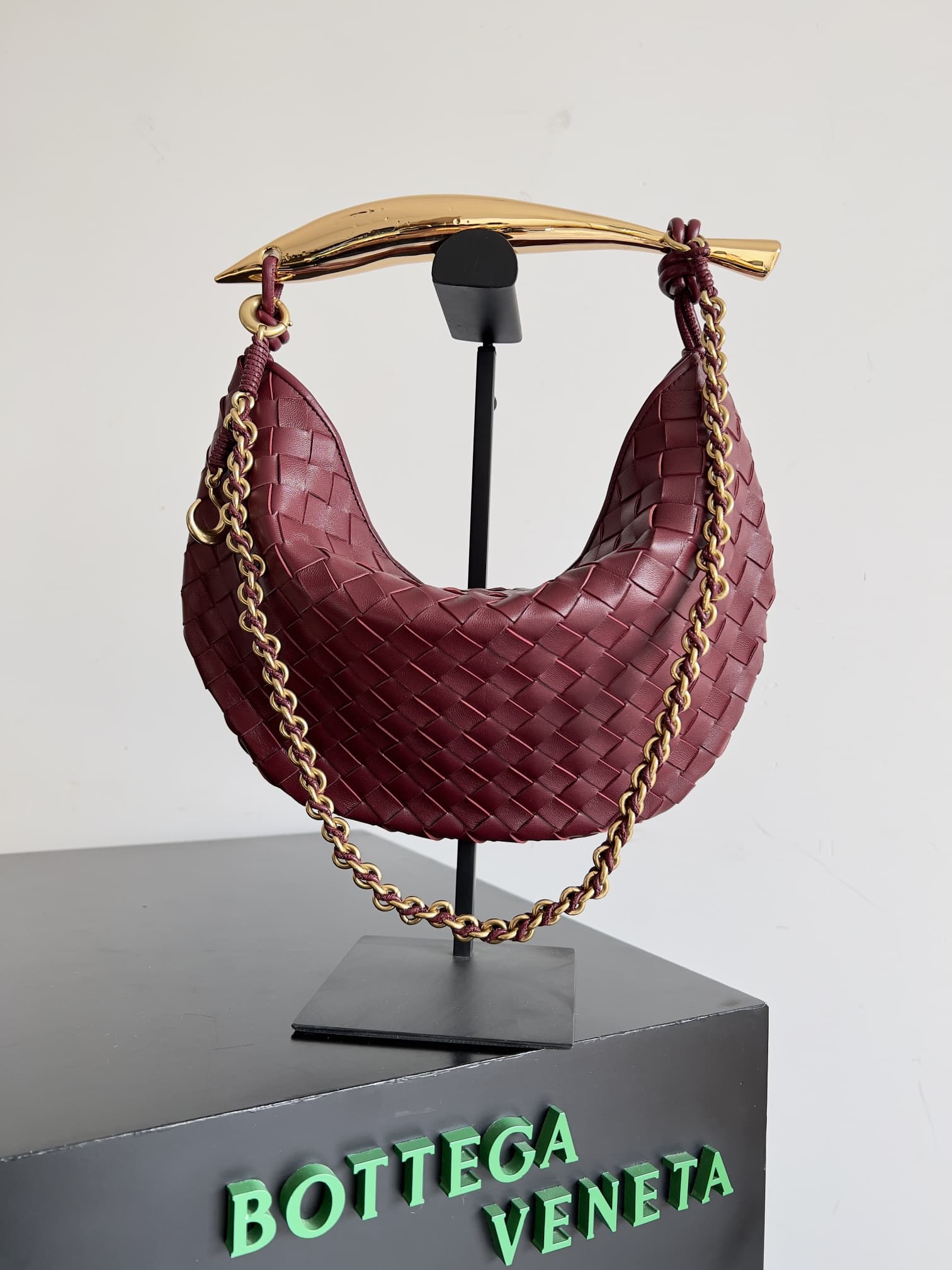 BV Sardine Chain Intrecciato Top