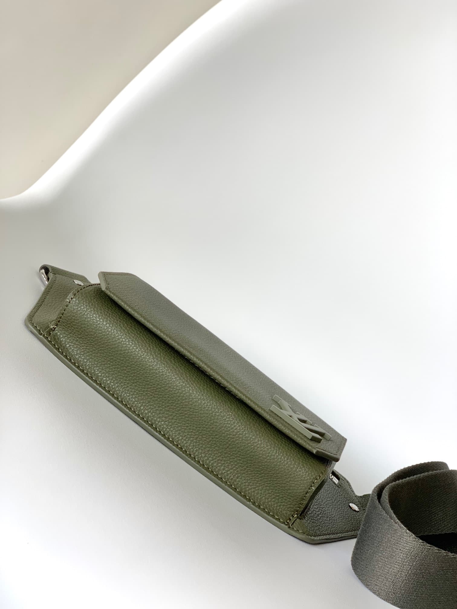 Louis Vuitton Aerogram Takeoff Sling bag Olive Green Cowhide Leather M21364 High