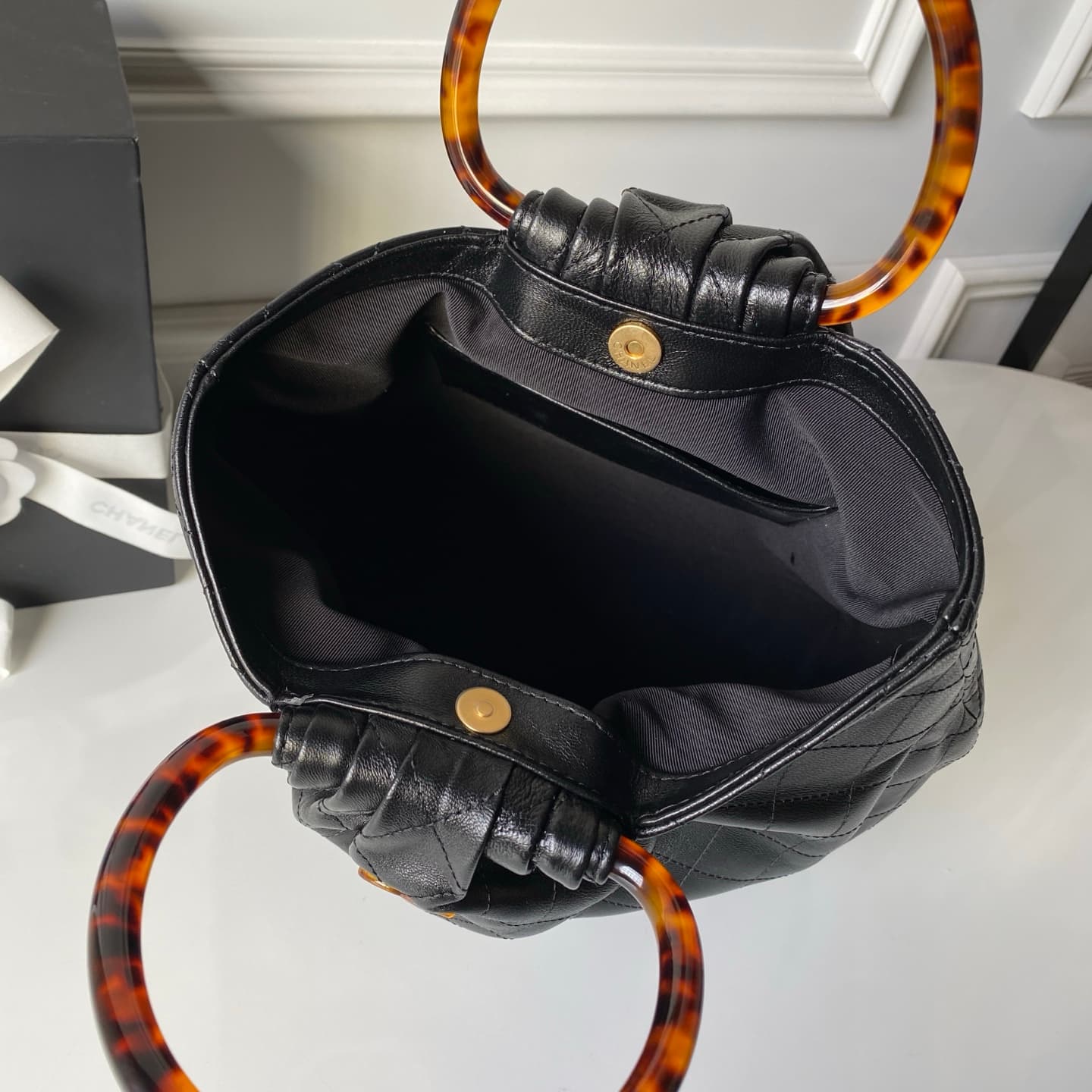 Chanel Medium Hobo Bag Lambskin-Shell Effect Plexi & Gold-Tone Metal Black AS6010 High