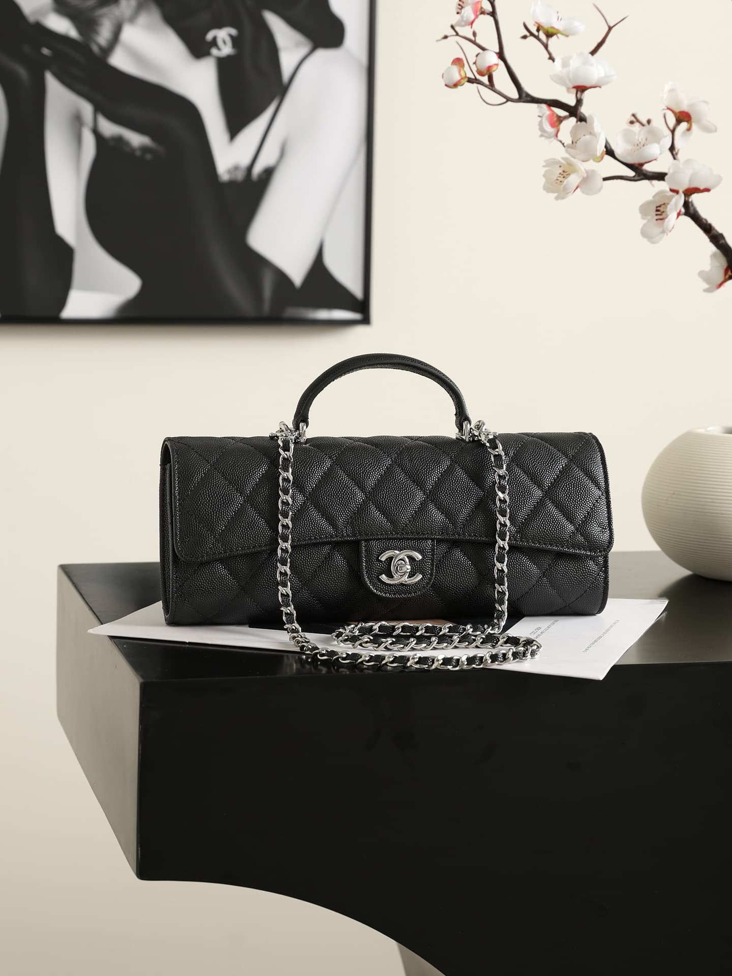 Chanel Clutch with chain Grained Calfskin & Silver-Tone Metal Black AP5280 A