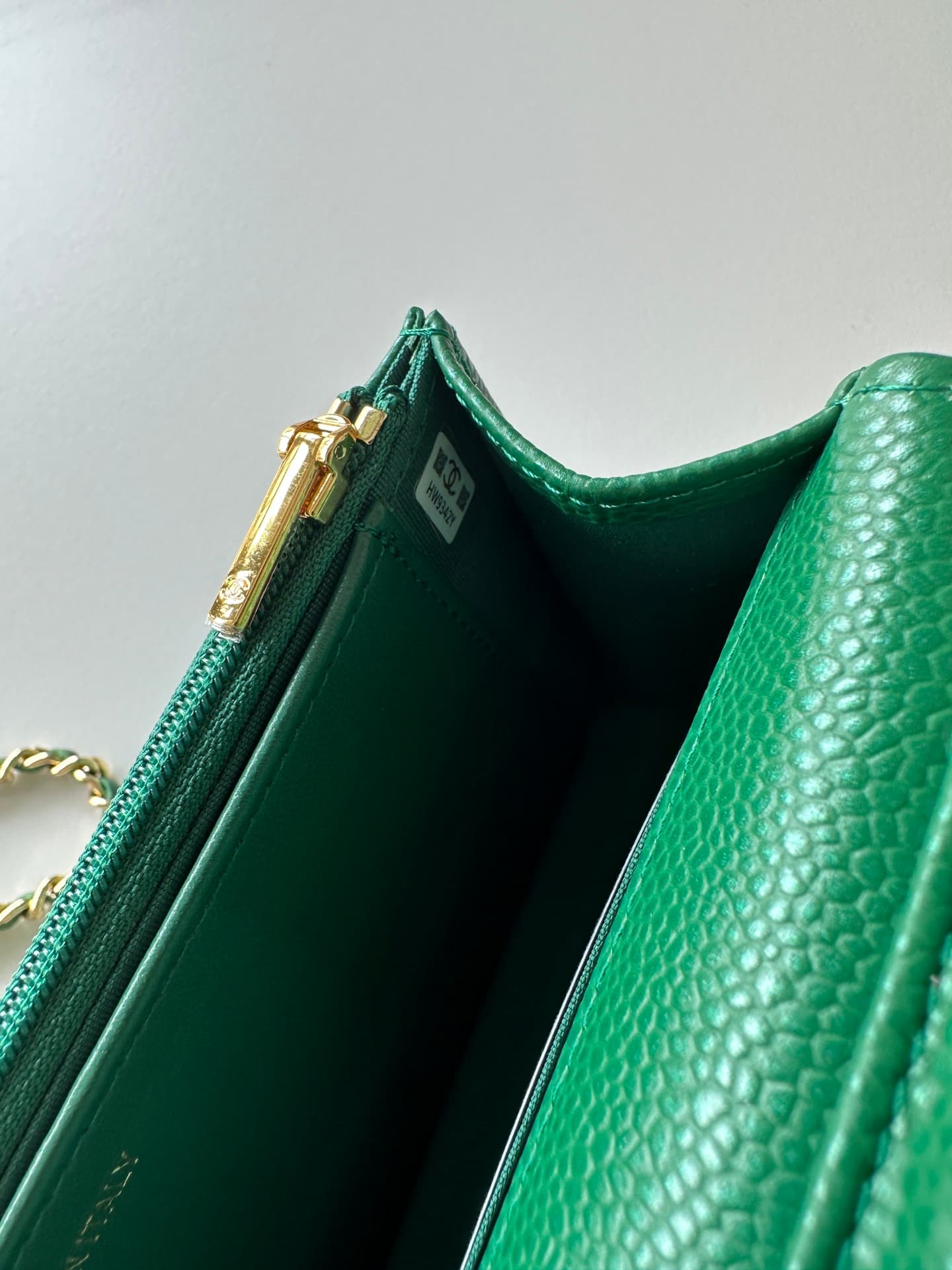 Chanel Classic Wallet on Chain Grained Shiny Calfskin & Gold-Tone Metal AP4241 Green High