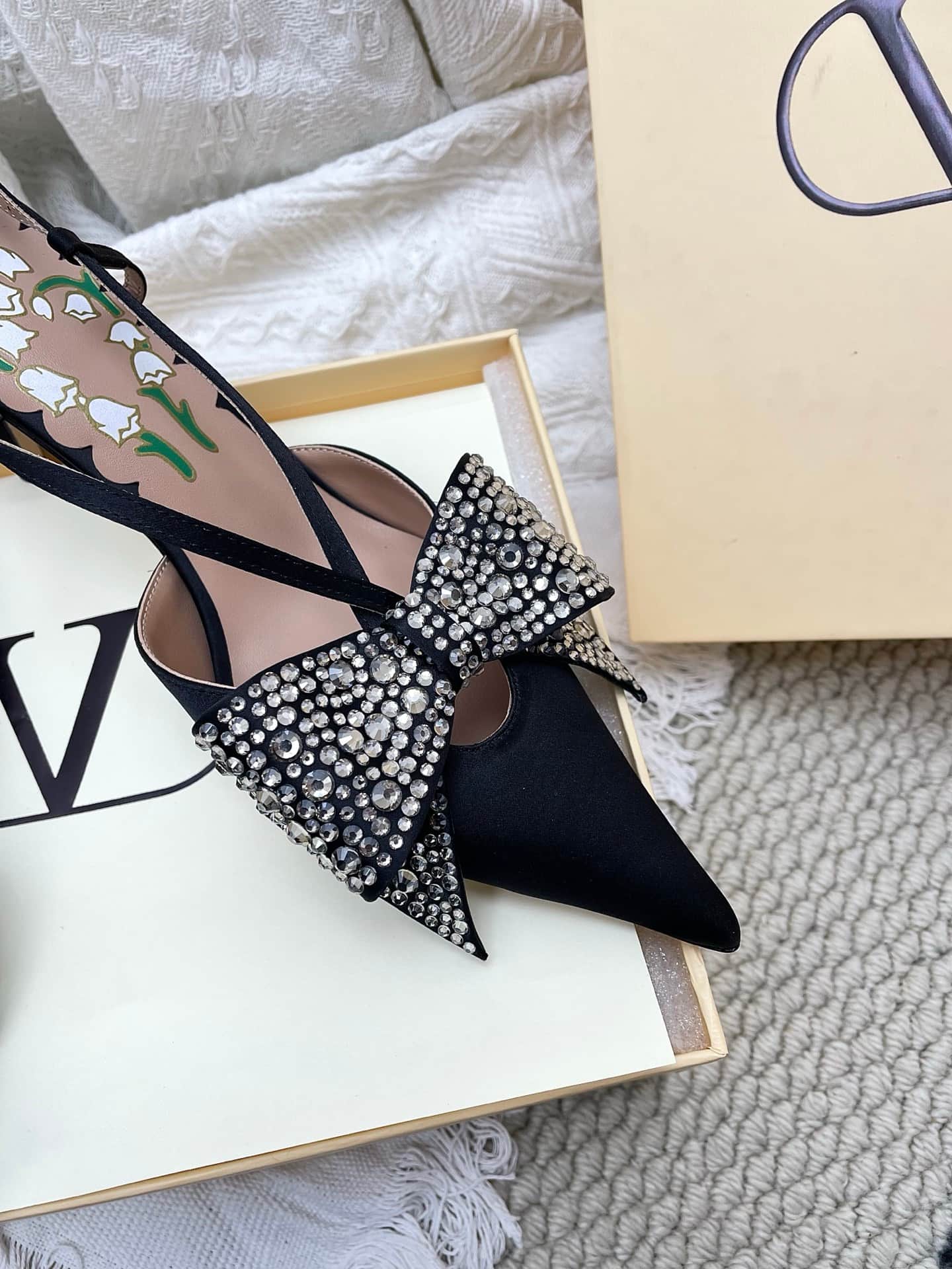 Valentino Garavani Bowow Slingback Pump Shoes Women