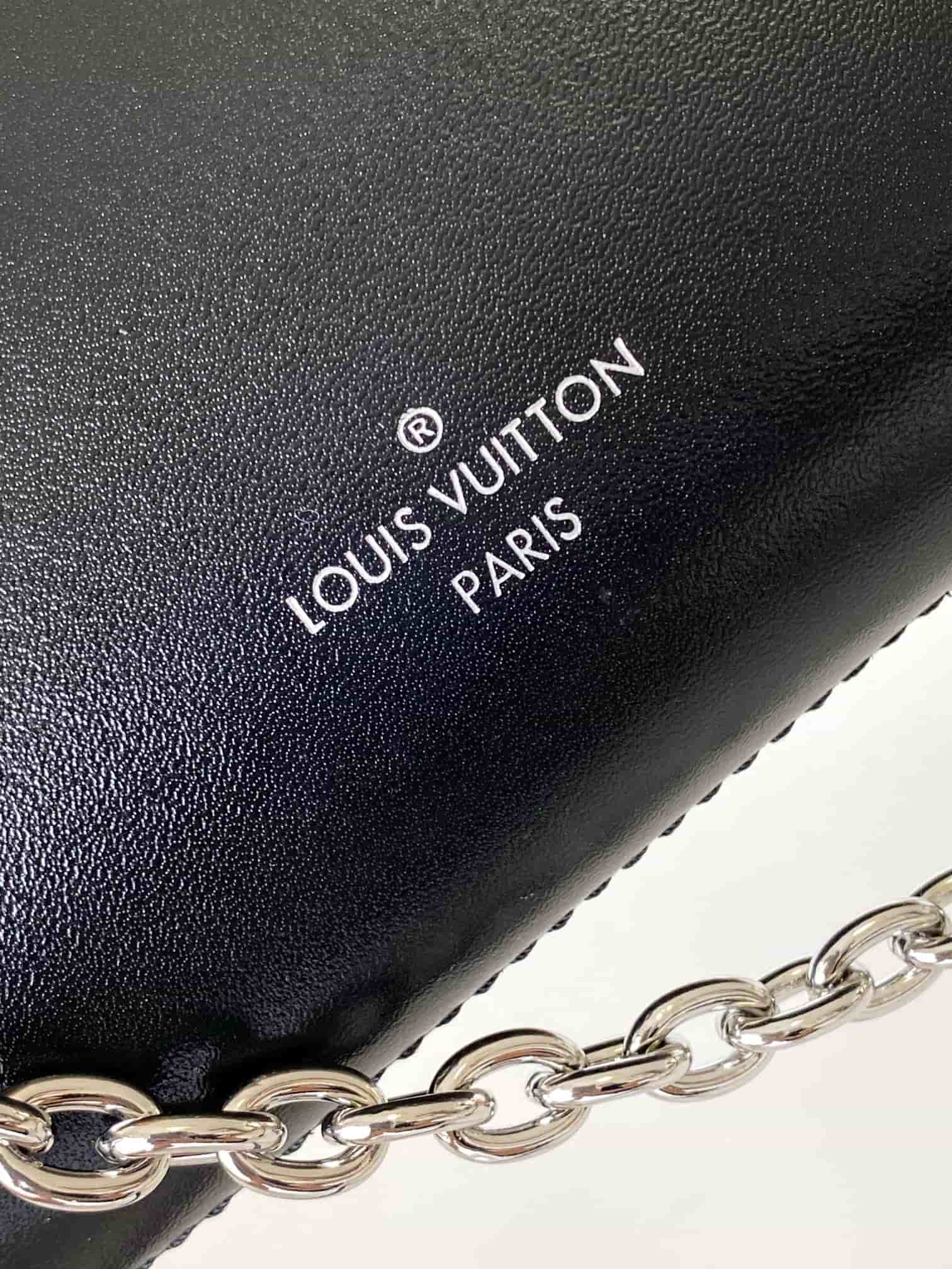 Louis Vuitton Slim Trunk Calf leather M25445 High