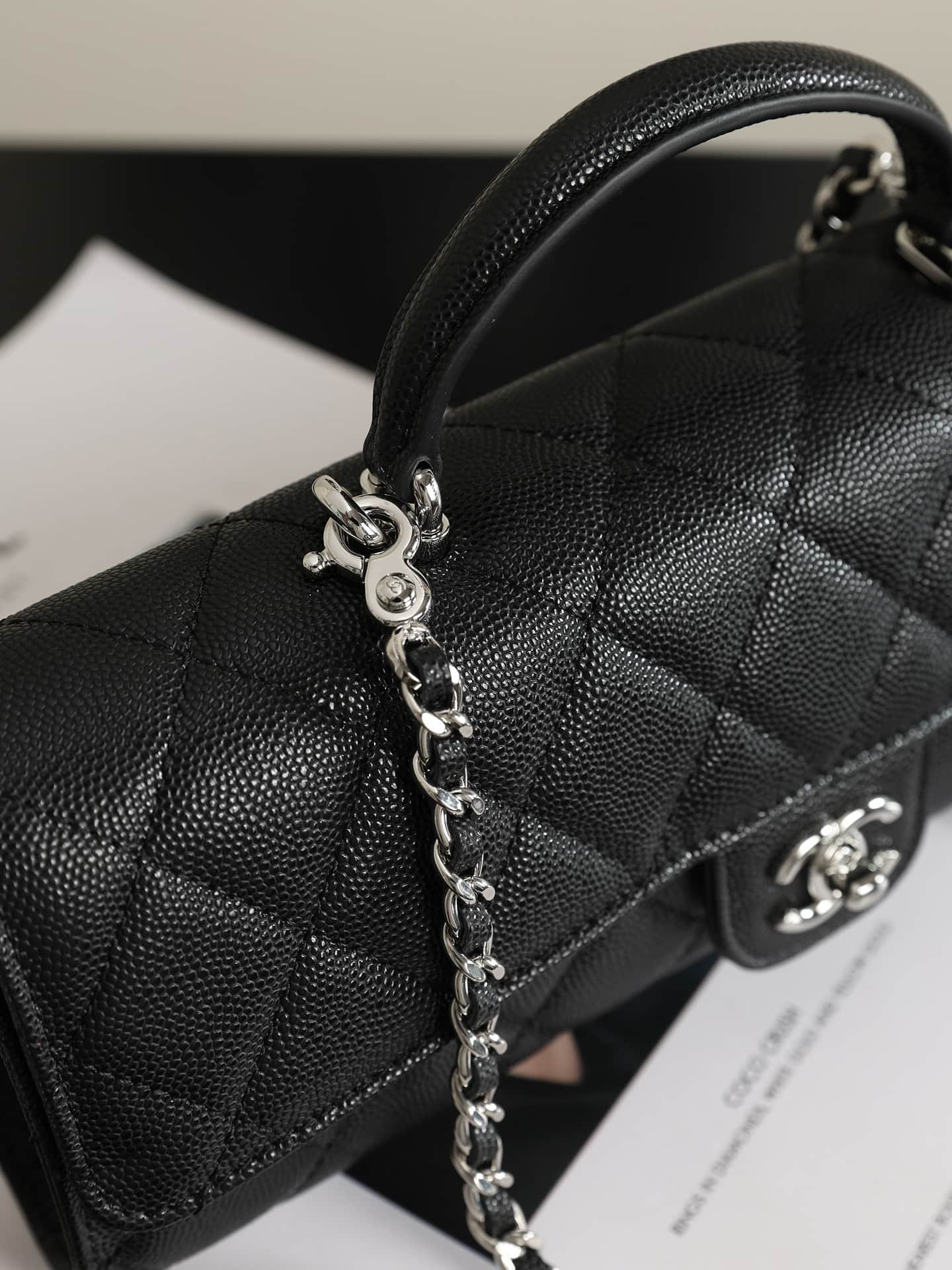 Chanel Clutch with chain Grained Calfskin & Silver-Tone Metal Black AP5280 A