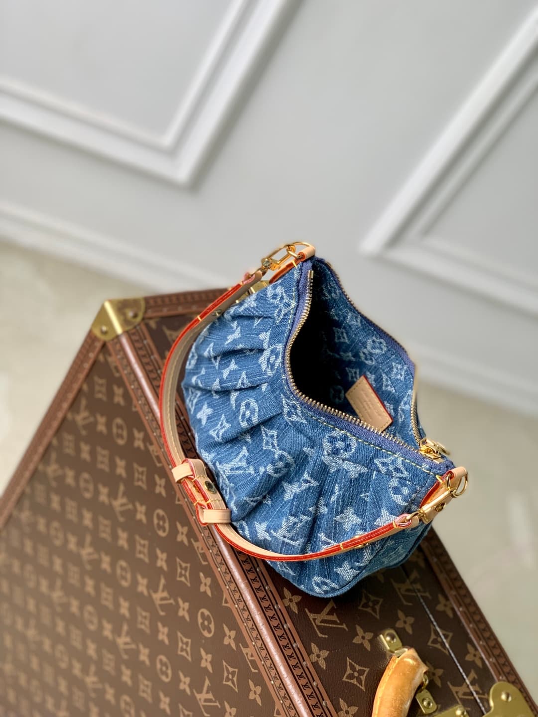Louis Vuitton Pochette Valley Monogram Denim Blue M13571 High