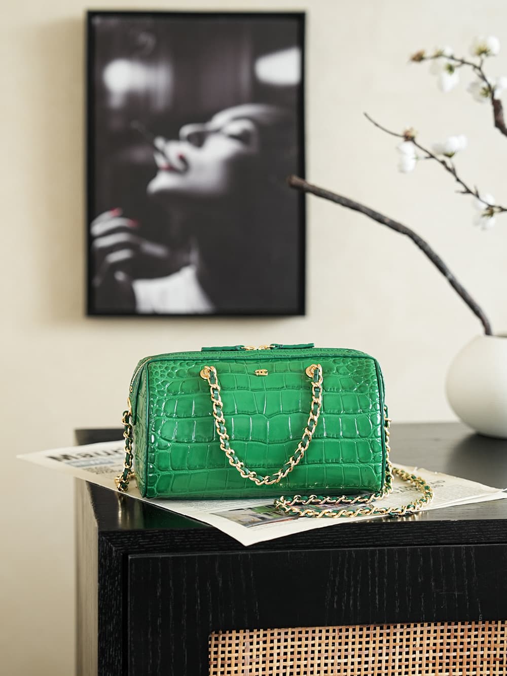 Chanel Mini Timeless Classic Barrel Bag crocodile-embossed calfskin& Gold-Tone Metal Green AP5390 A